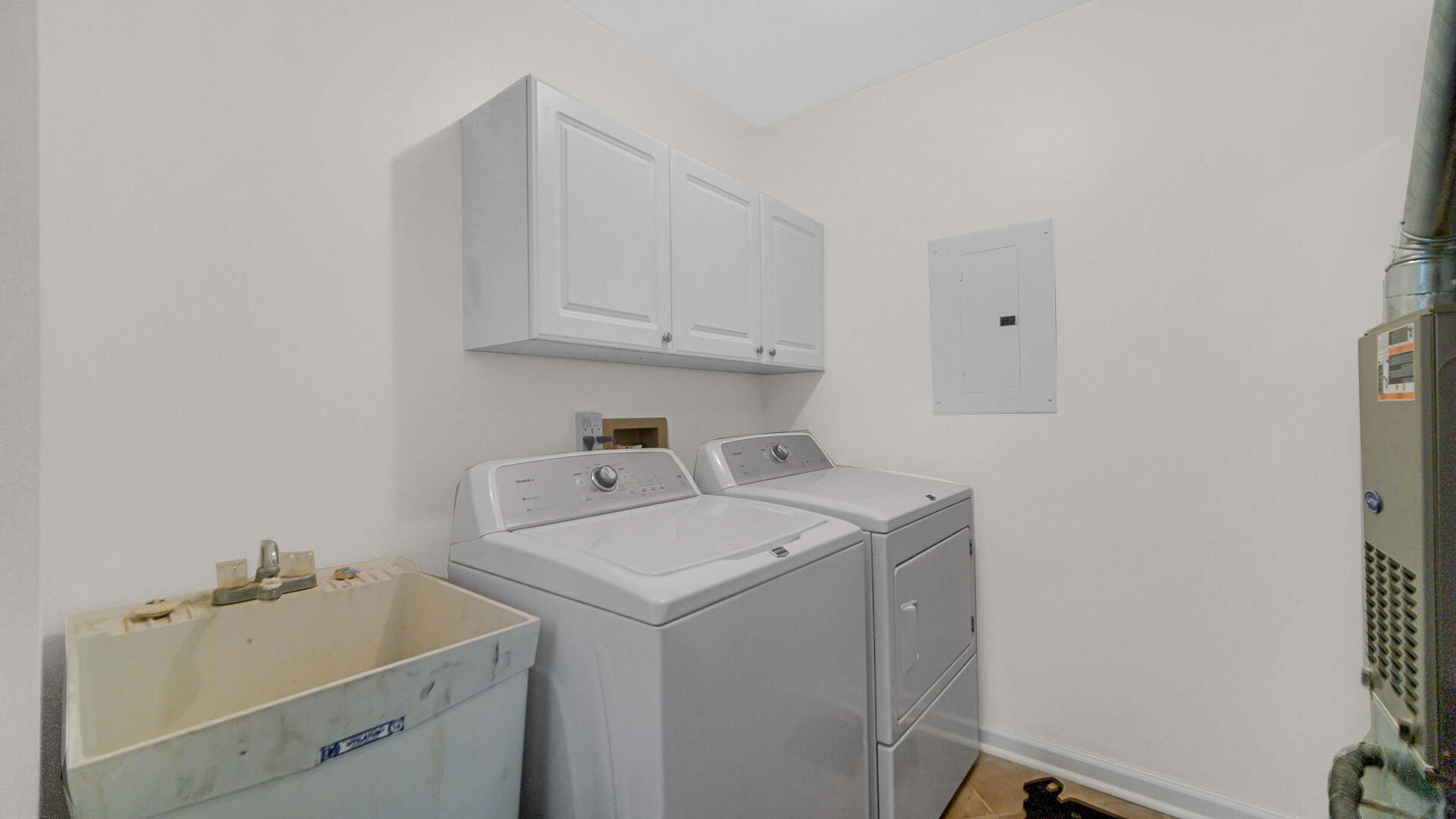 5040 Spinnaker Lane, Crown Point, IN #C, 46307; Image #11