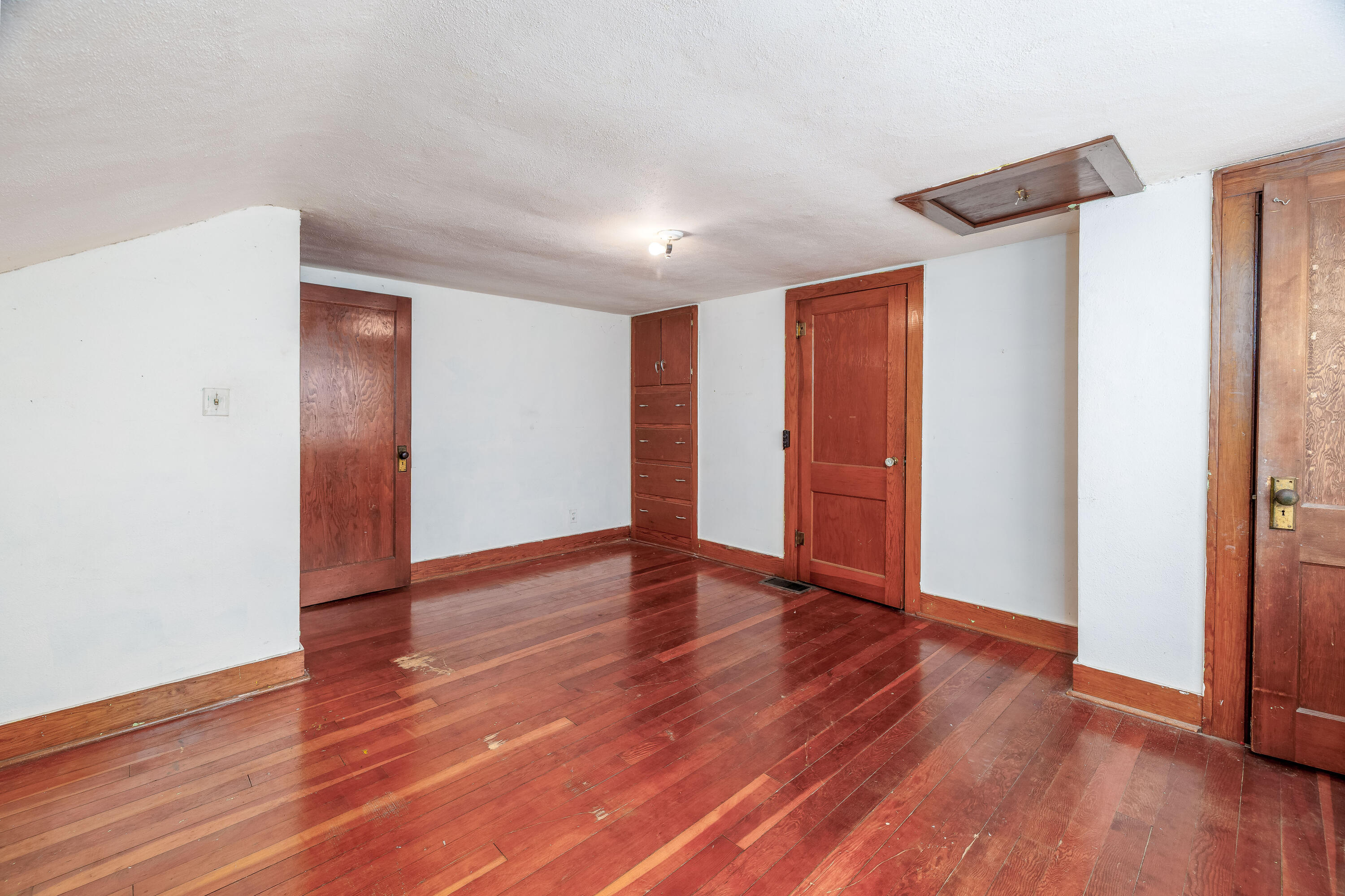 710 N 2nd Street, Kentland, IN 47951; Image #30