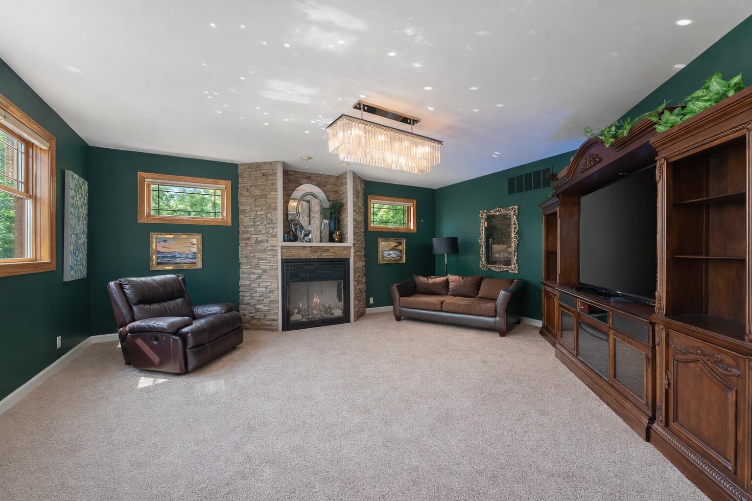84 Liberty Lakes Drive, Valparaiso, IN 46385; Image #11