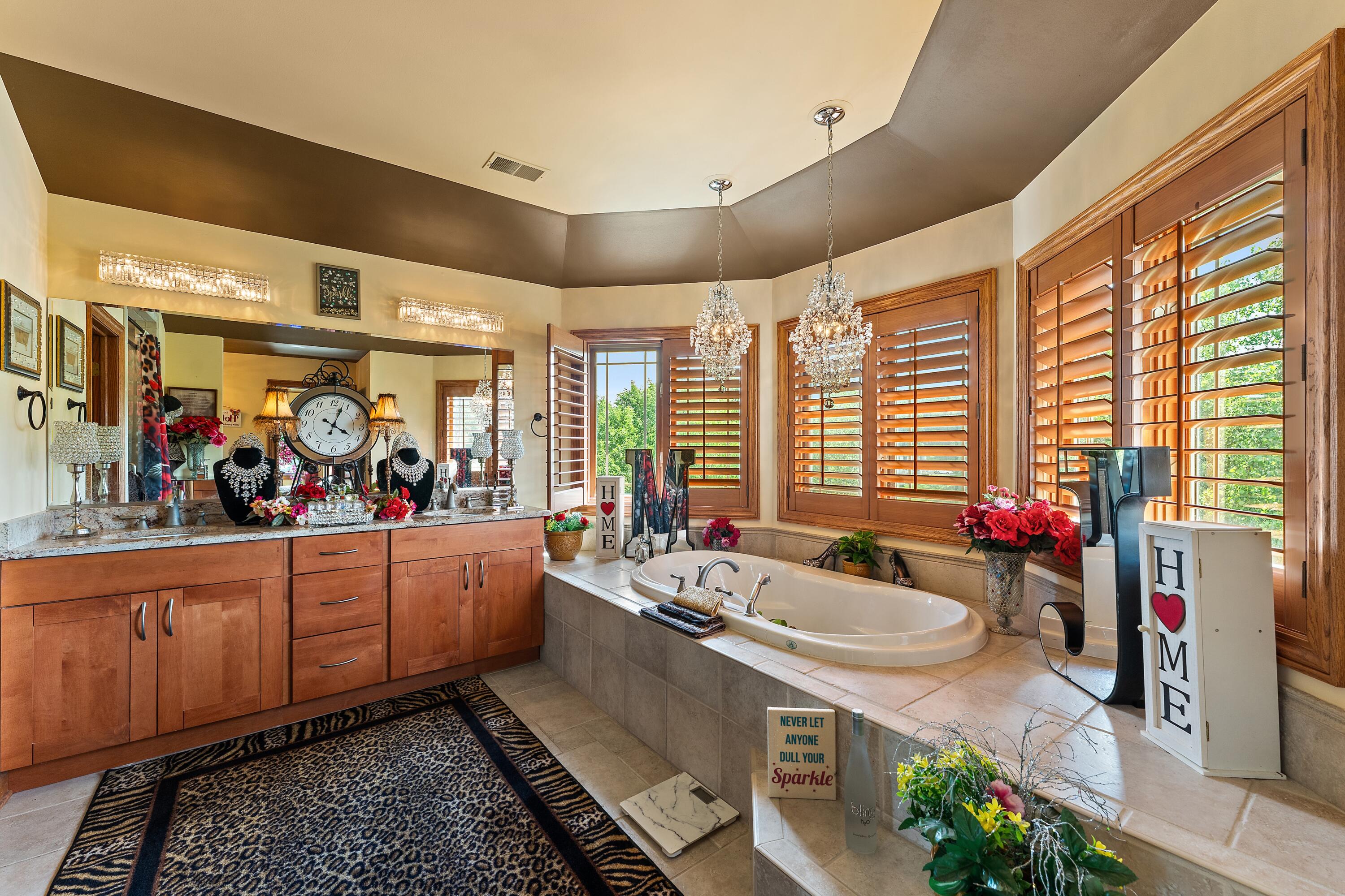 84 Liberty Lakes Drive, Valparaiso, IN 46385; Image #16