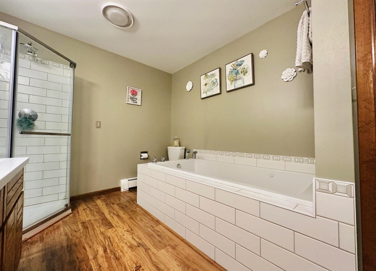 1587 N Rustic Drive, La Porte, IN 46350; Image #20