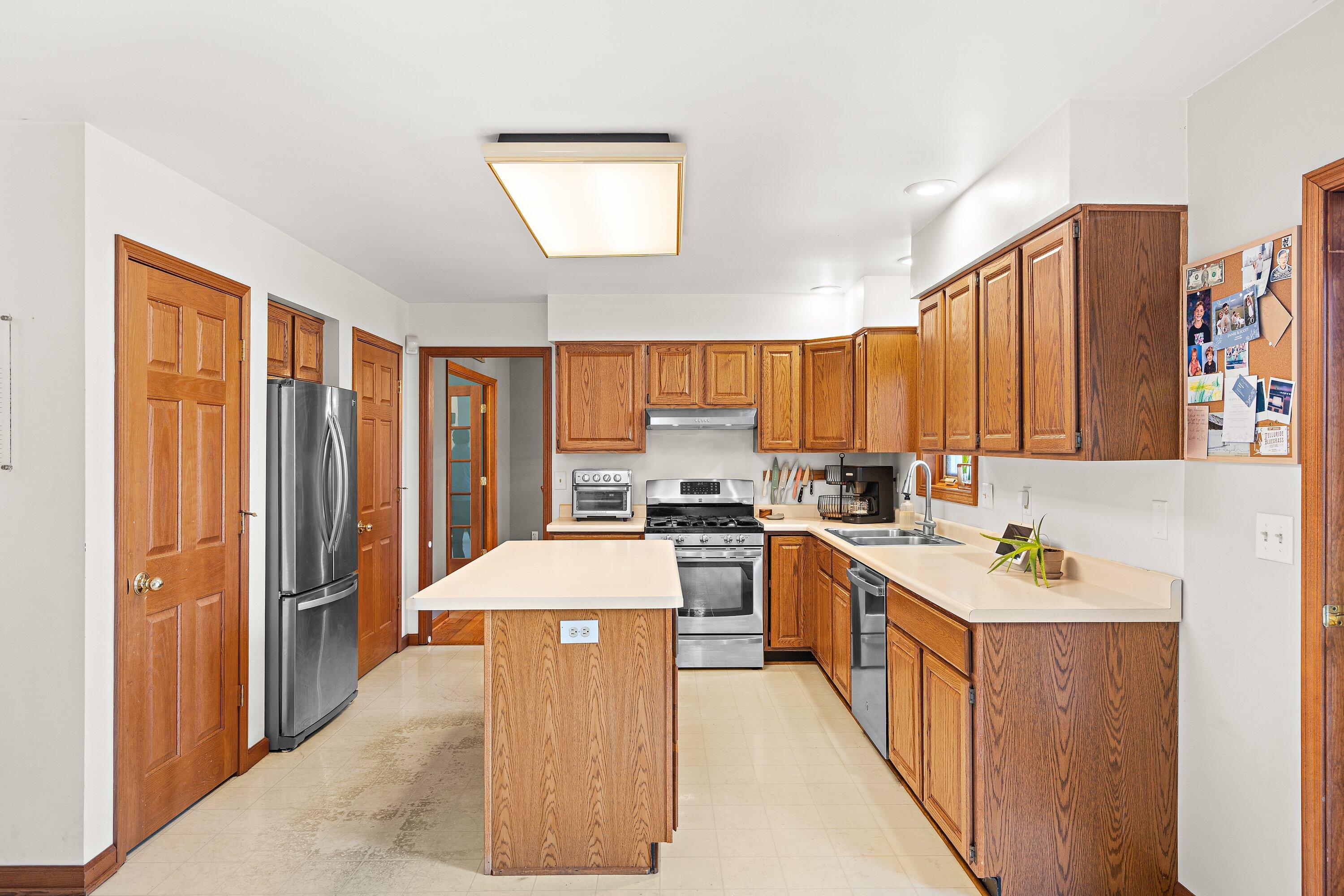 218 Woodsview Street, Michigan City, IN 46360; Image #7