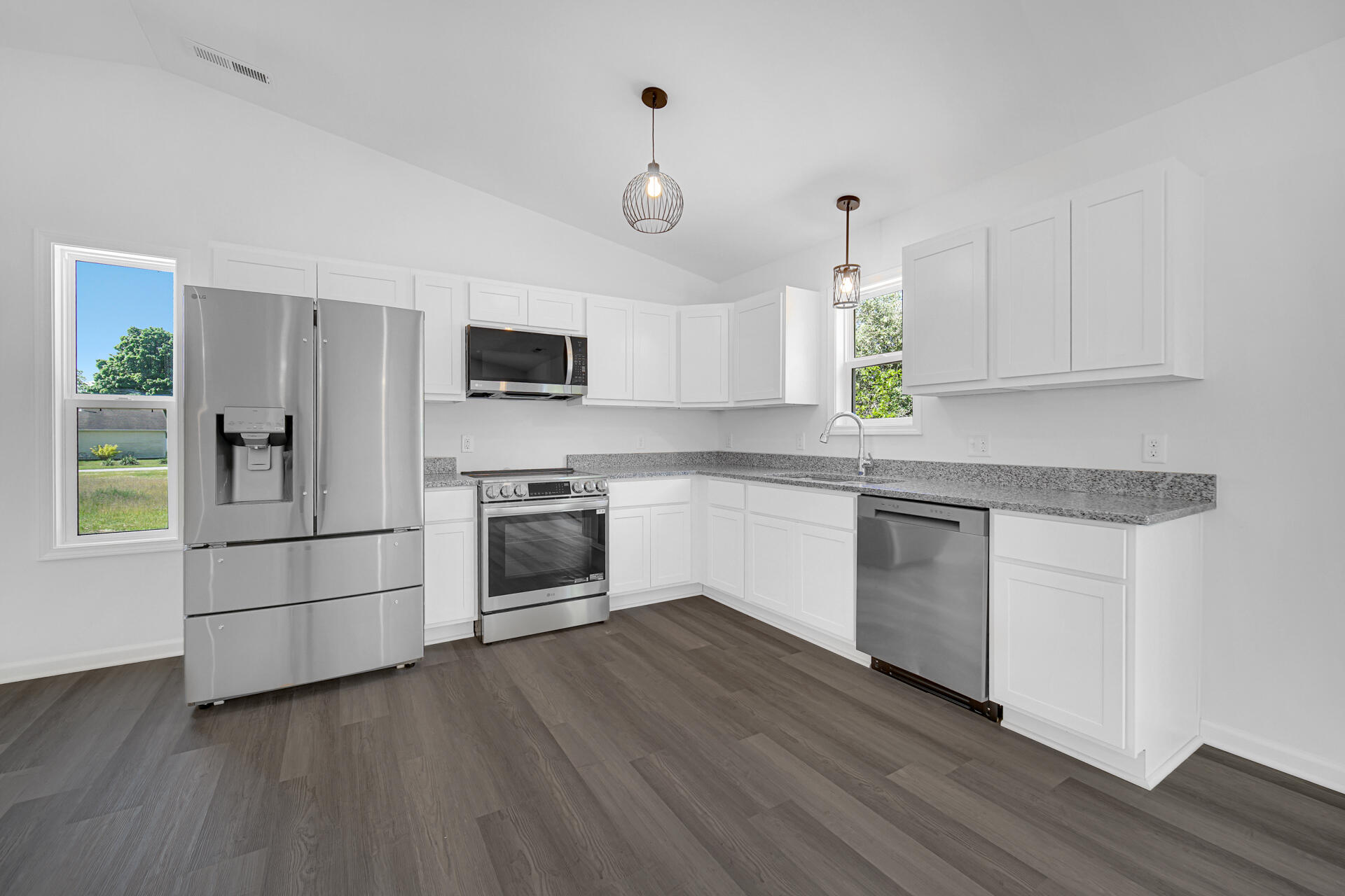 301 Malvern Road, Kingsford Heights, IN 46346; Image #5