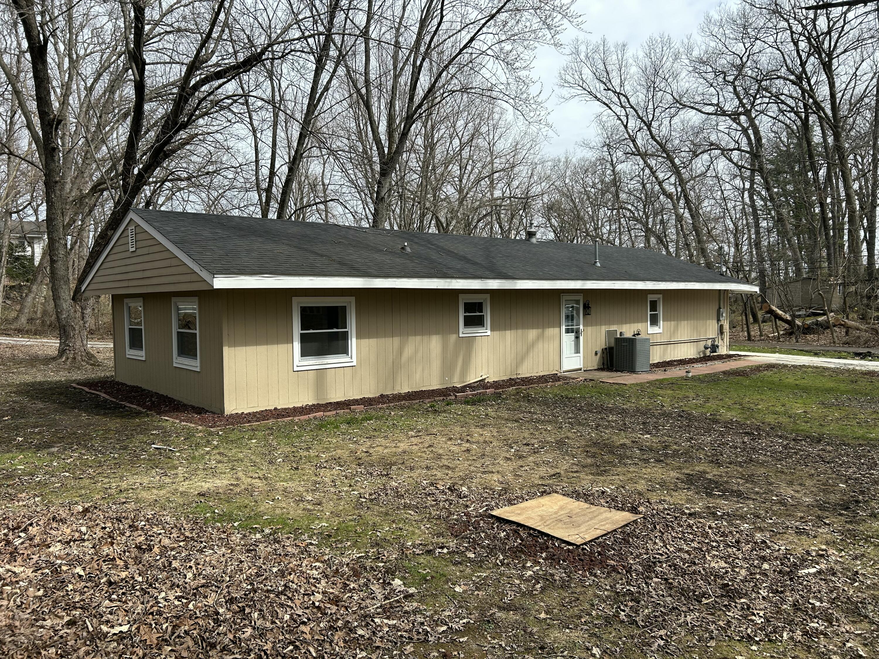 4609 Bear Lane, Valparaiso, IN 46383; Image #17