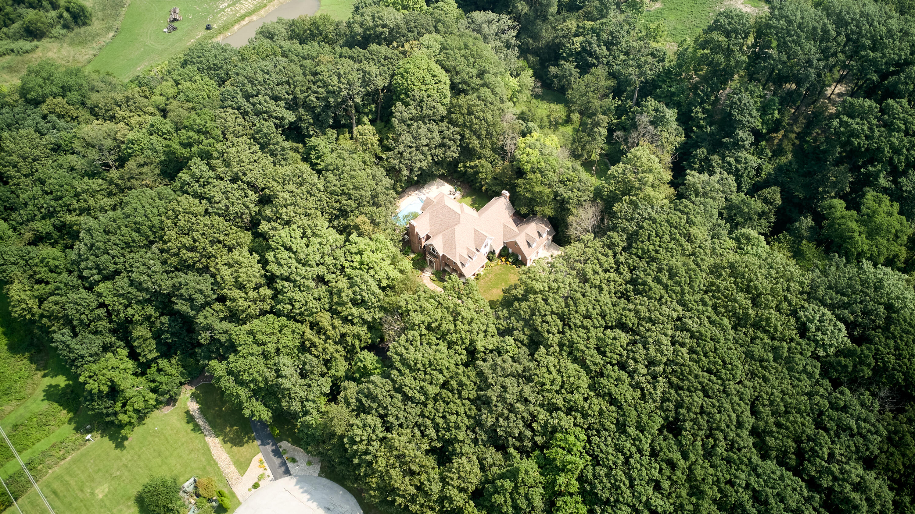 273 Bridlewood Lane, Valparaiso, IN 46385; Image #83