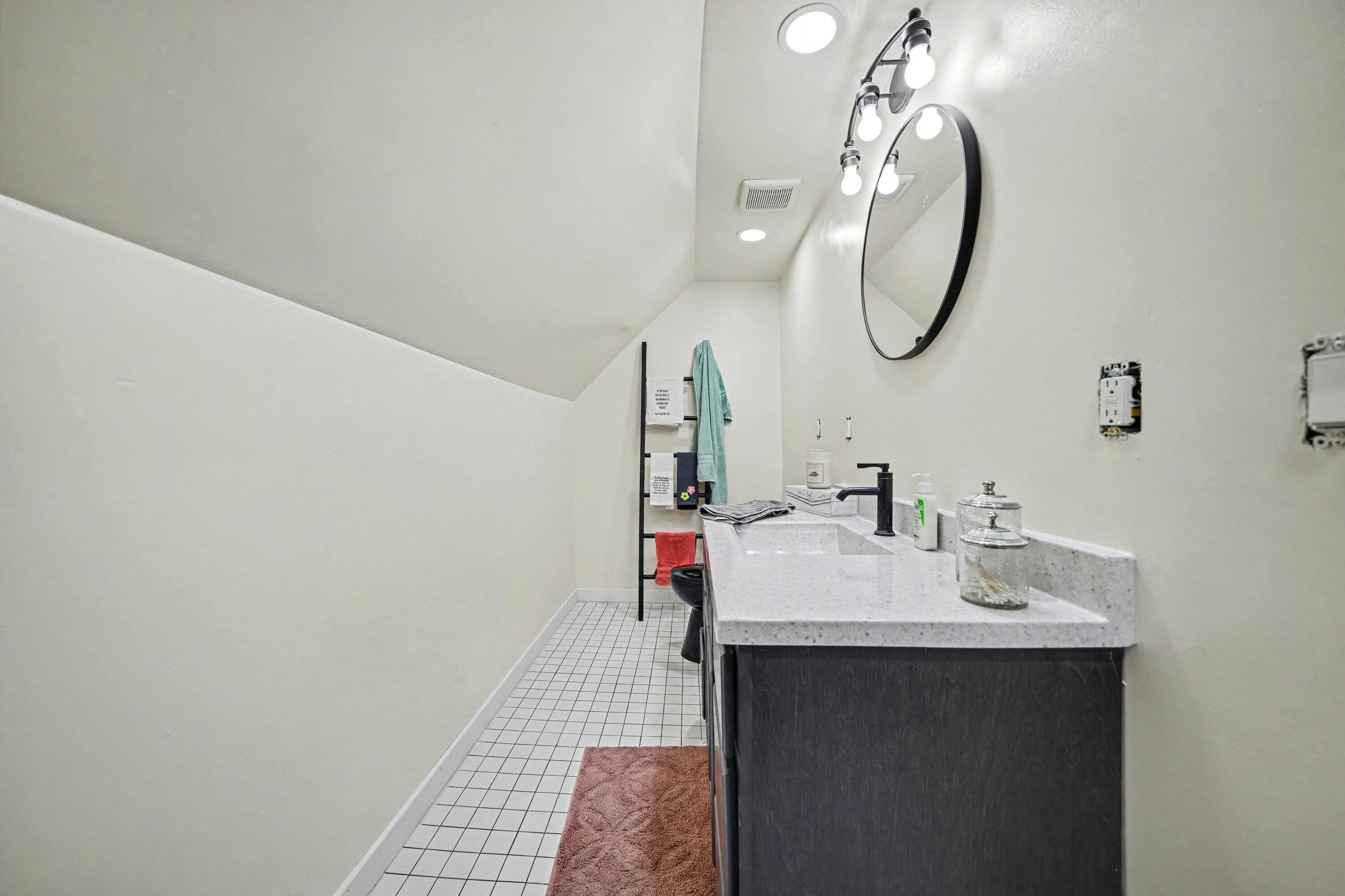 616 C Street, La Porte, IN 46350; Image #42