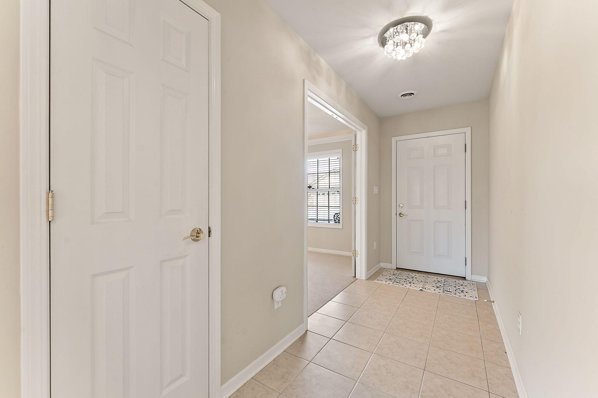 901 Veterans Lane, Crown Point, IN 46307; Image #5