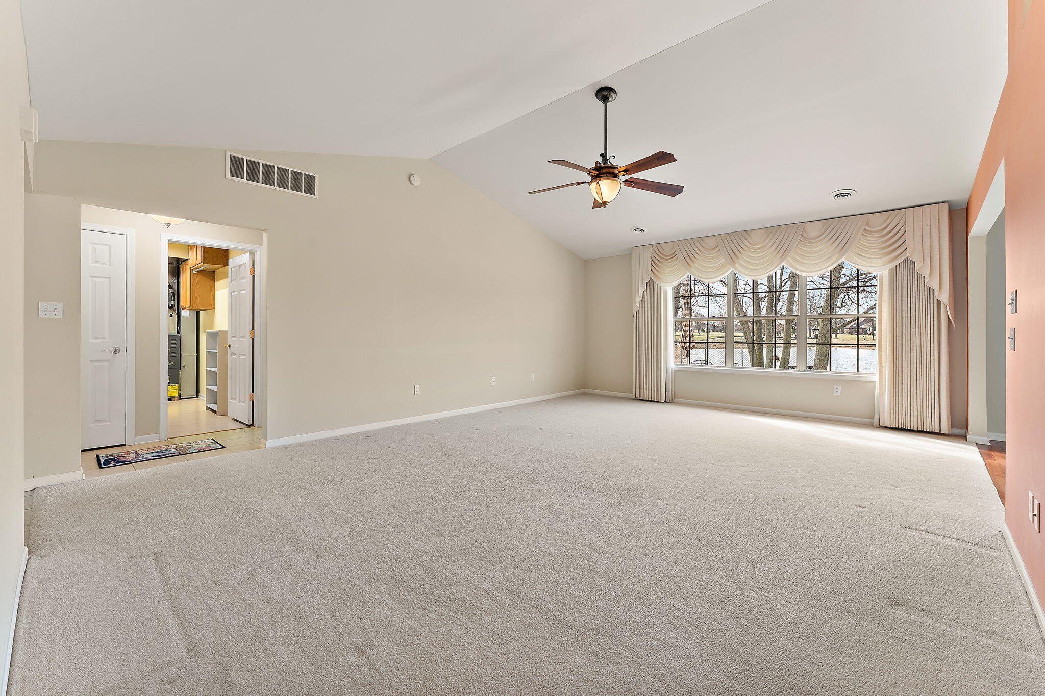 901 Veterans Lane, Crown Point, IN 46307; Image #7