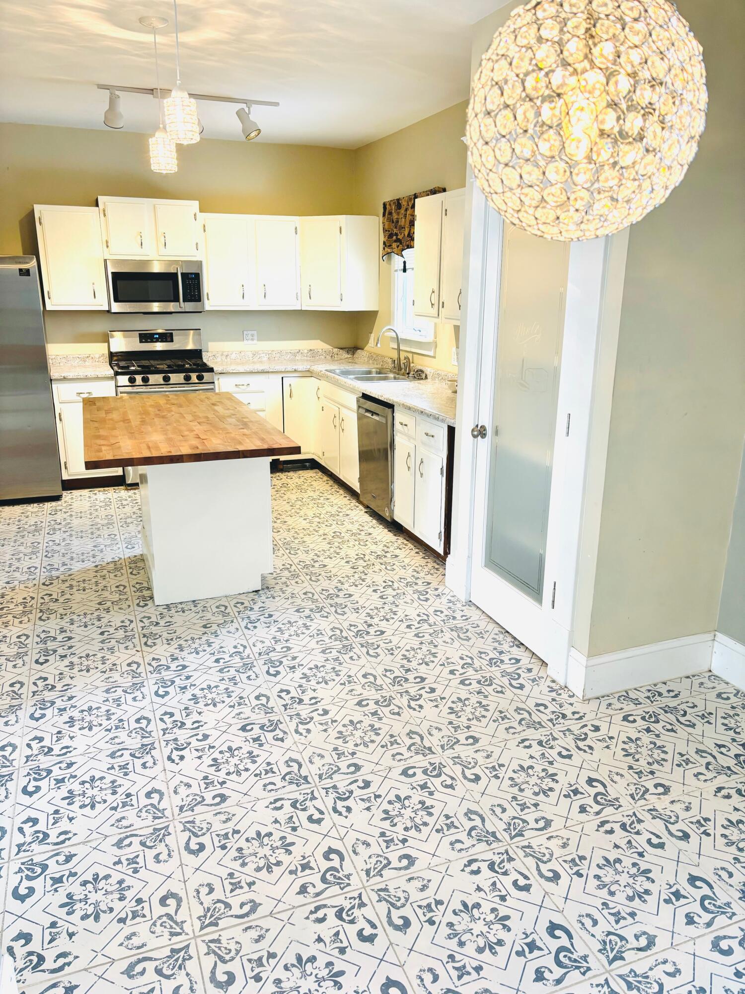 611 Niles Street, La Porte, IN 46350; Image #4