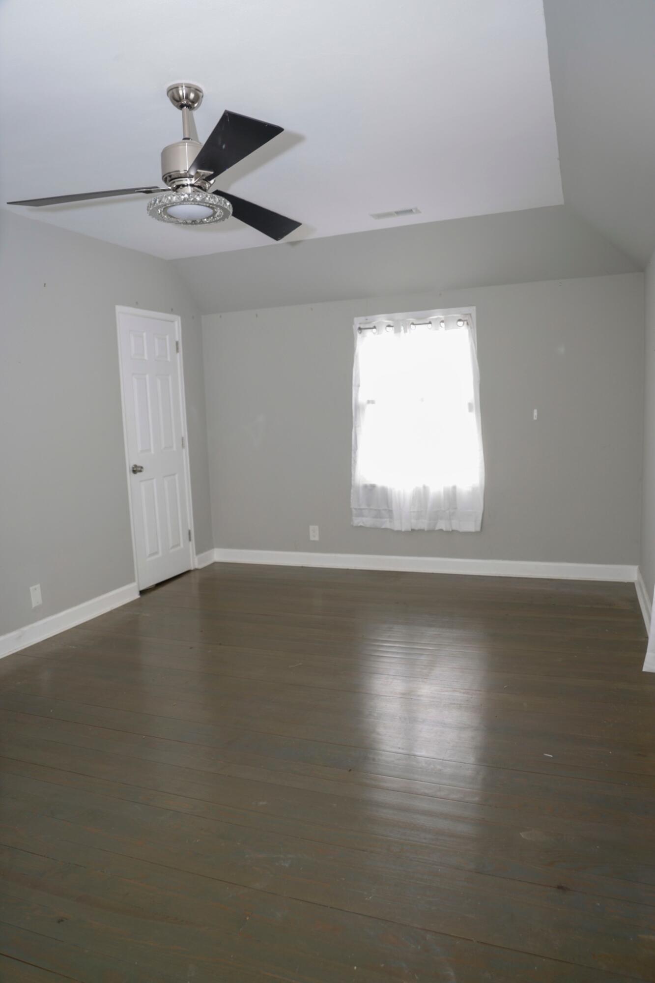 140 Morningside Avenue, Gary, IN 46408; Image #41