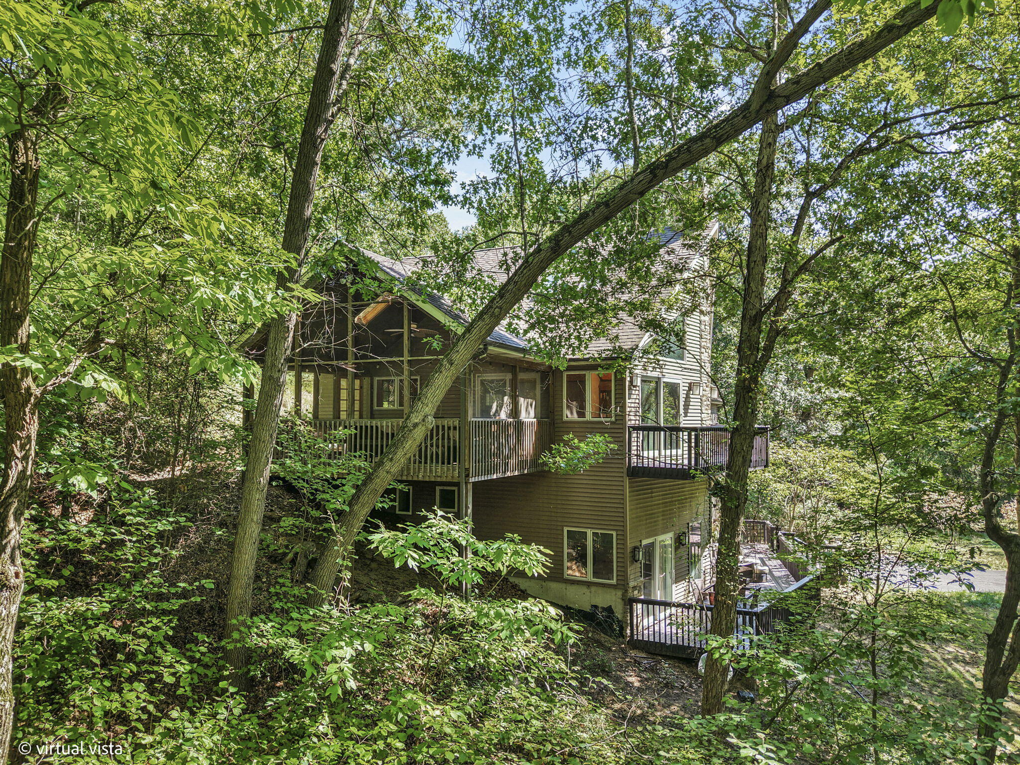 804 E Wilson Avenue, Beverly Shores, IN 46301; Image #27