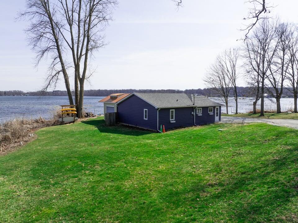 7715 N Spruce Lane, New Carlisle, IN 46552; Image #42