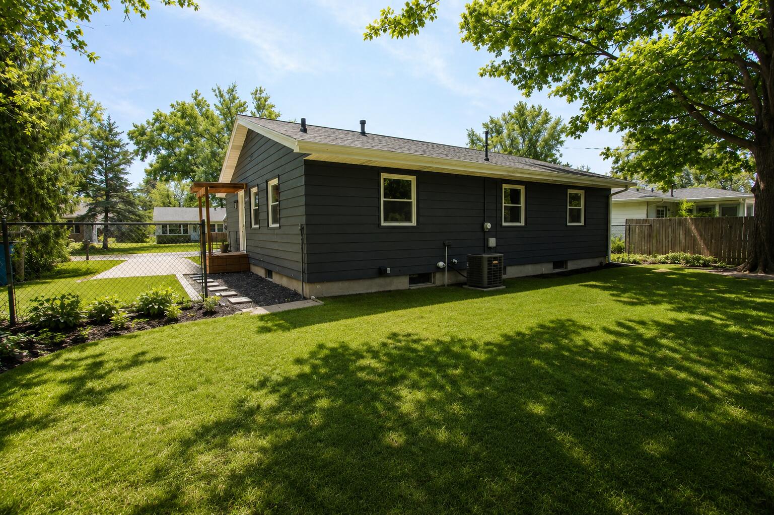 414 Holly Road, Michigan City, IN 46360; Image #40