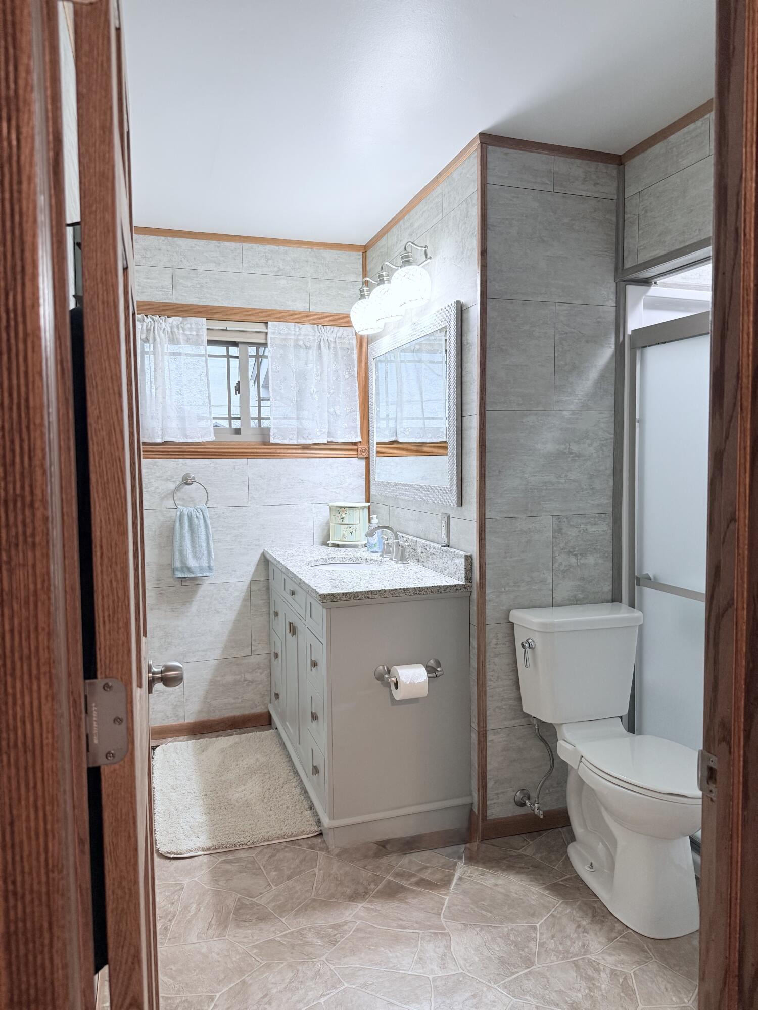 2400 E Cleveland Avenue, Hobart, IN 46342; Image #18