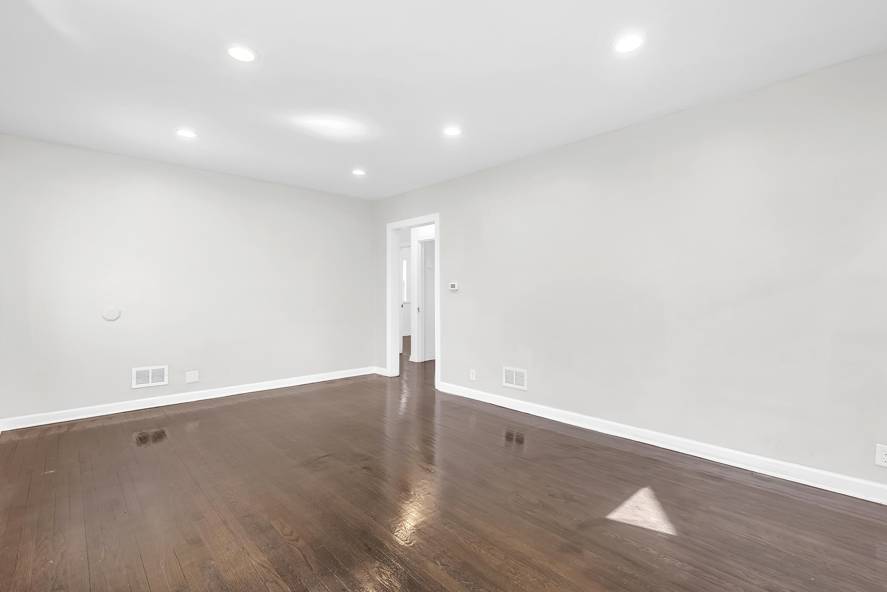 263 Rutledge Street, Gary, IN 46404; Image #8