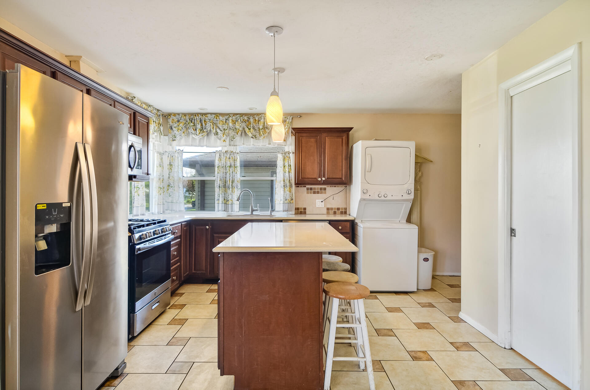 7204 Schneider Avenue, Hammond, IN 46323; Image #8