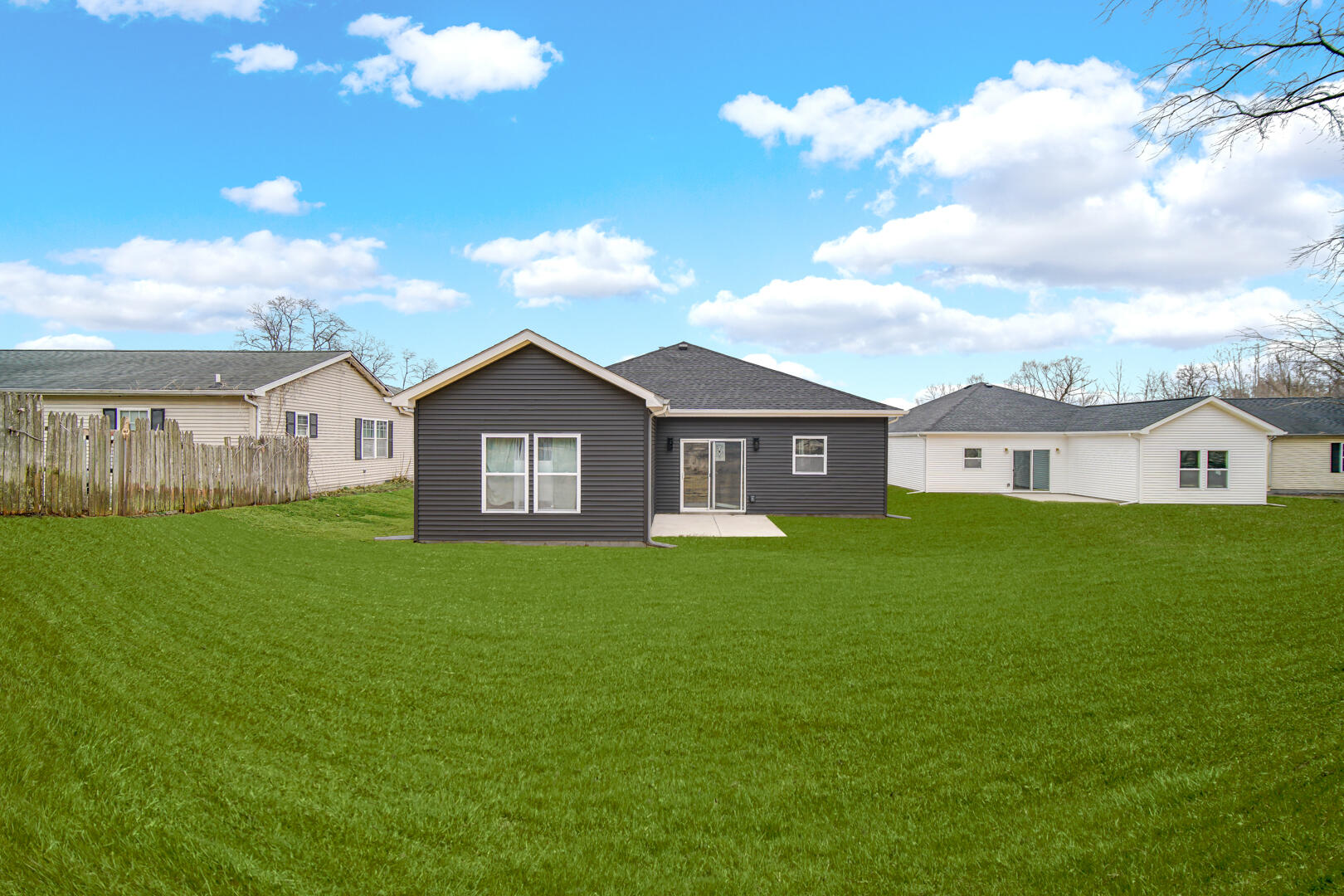 3933 Riverdale Avenue, Lake Station, IN 46405; Image #27