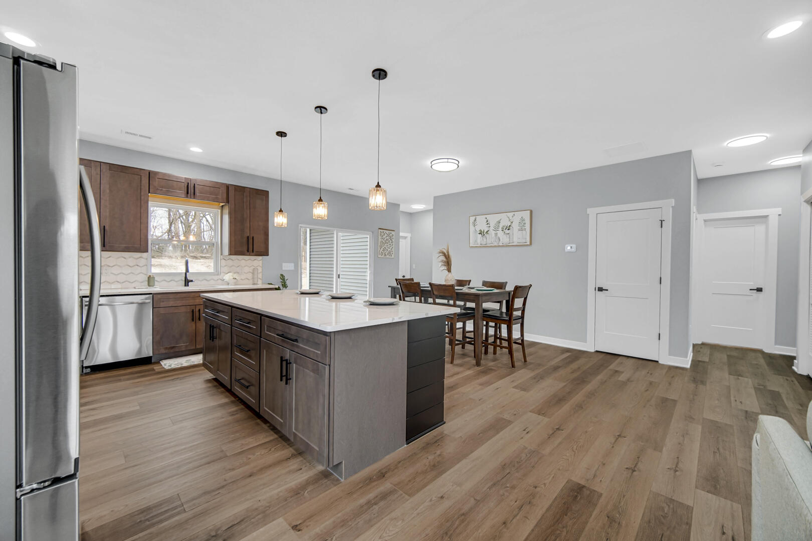3933 Riverdale Avenue, Lake Station, IN 46405; Image #9