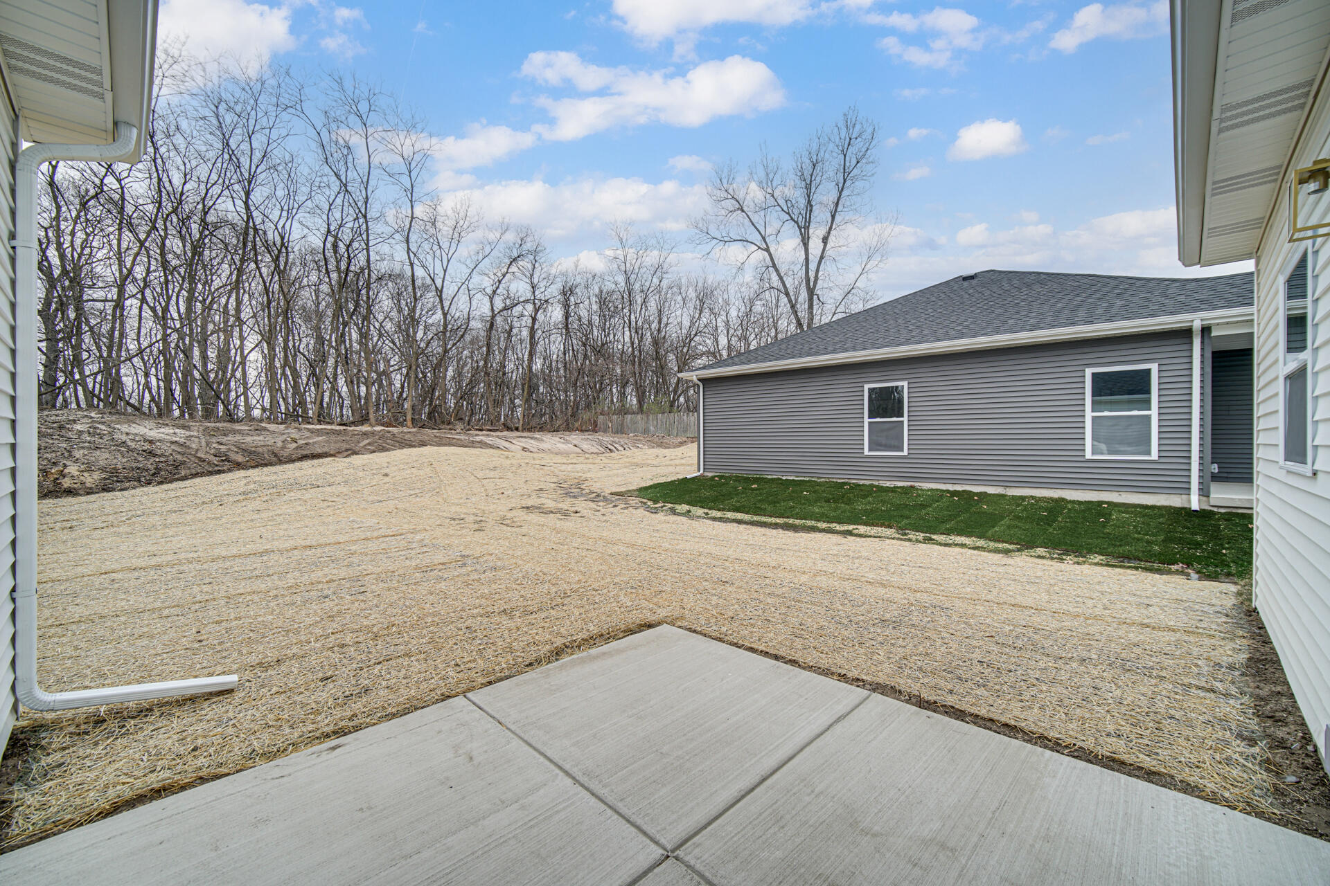 3941 Riverdale Avenue, Lake Station, IN 46405; Image #21