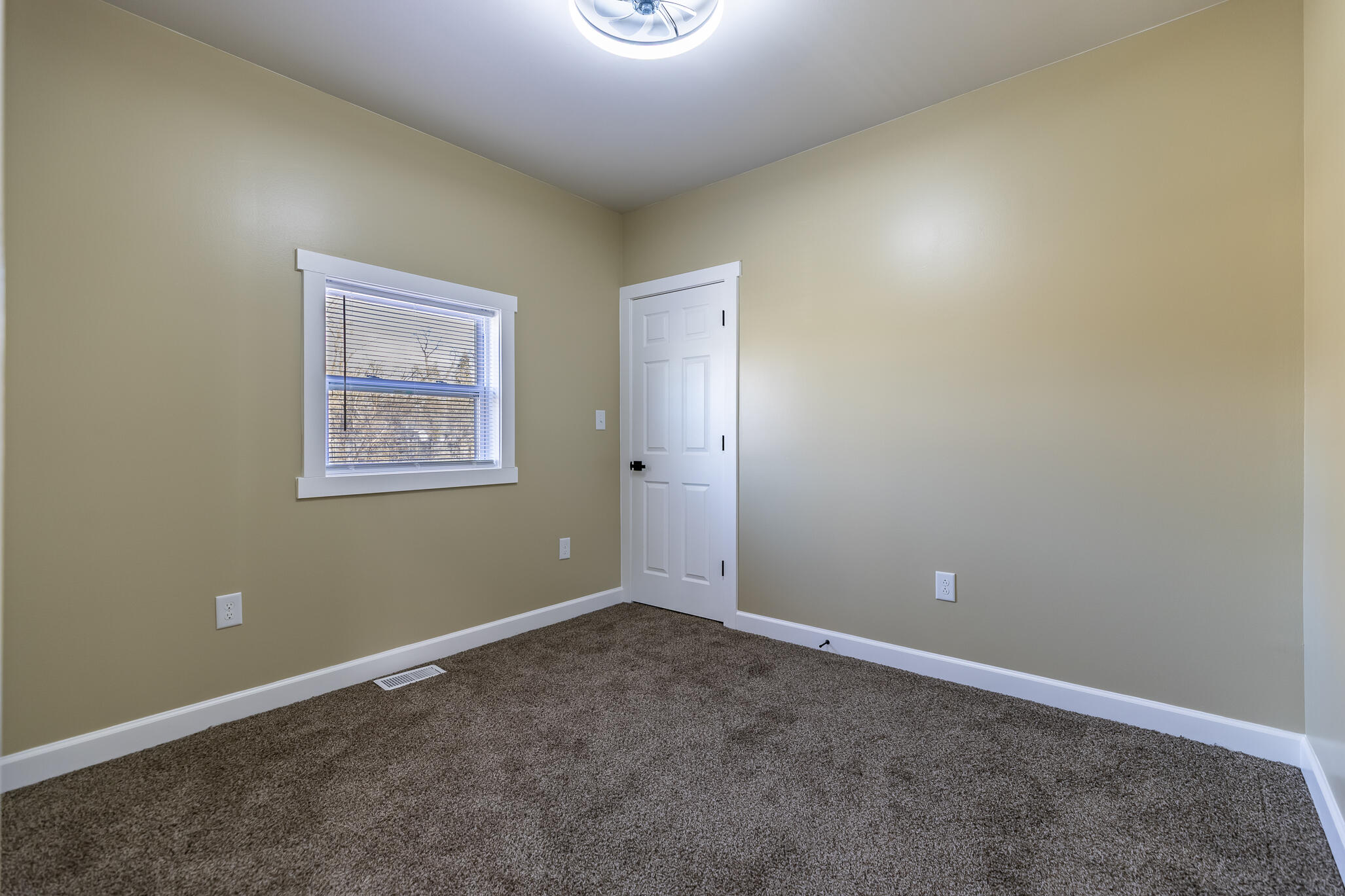 1047 Arizona Street, Gary, IN 46403; Image #19