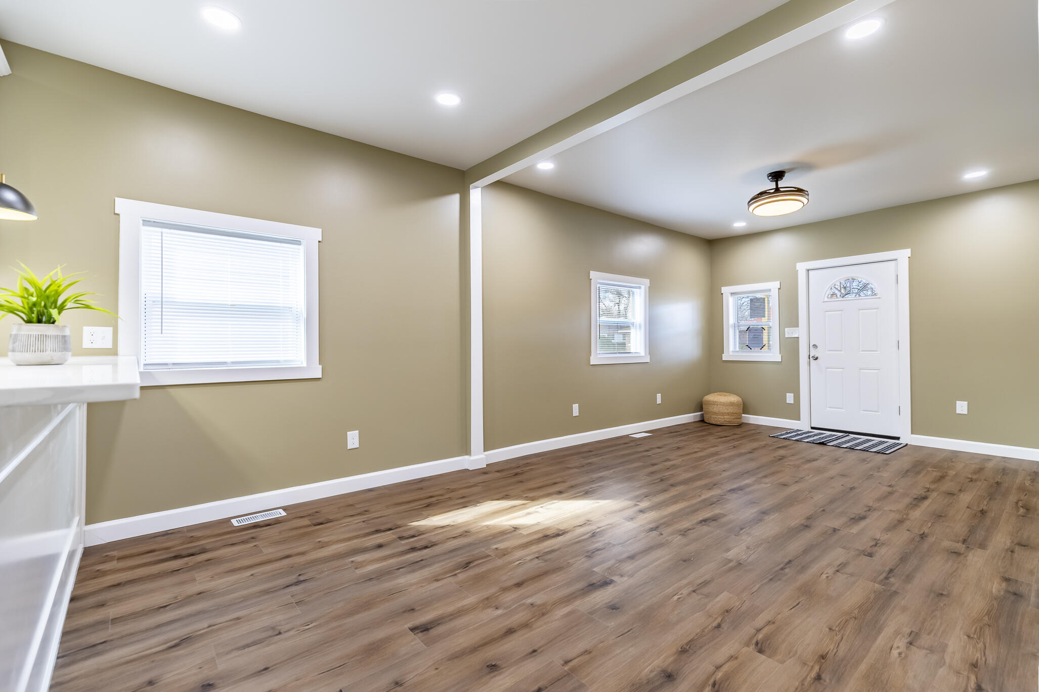 1047 Arizona Street, Gary, IN 46403; Image #7