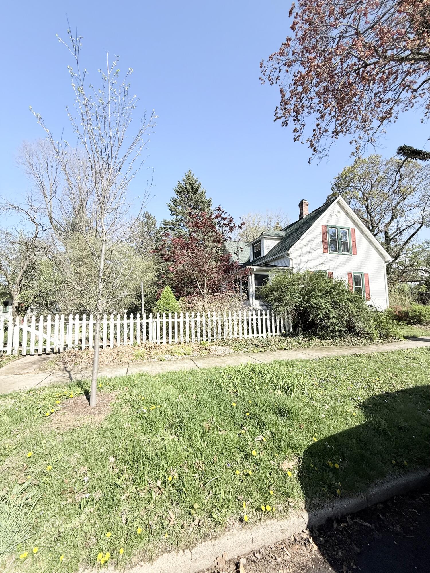303 E Porter Avenue, Chesterton, IN 46304; Image #2