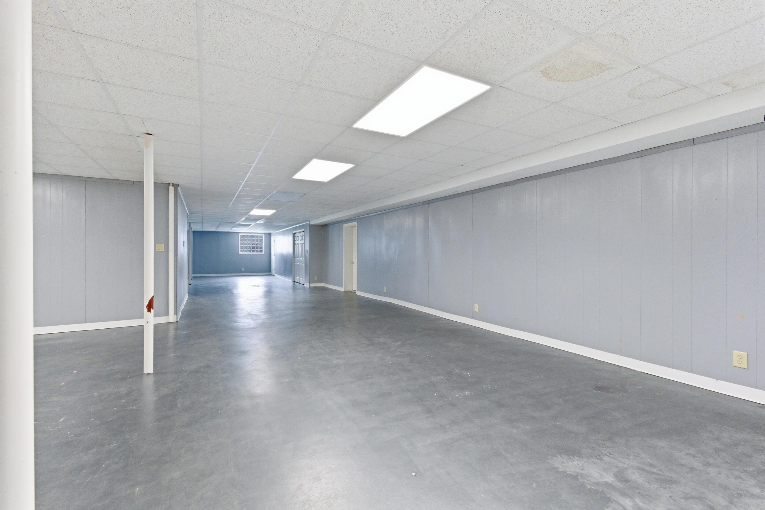 1251 N Mineral Springs Road, Porter, IN 46304; Image #28