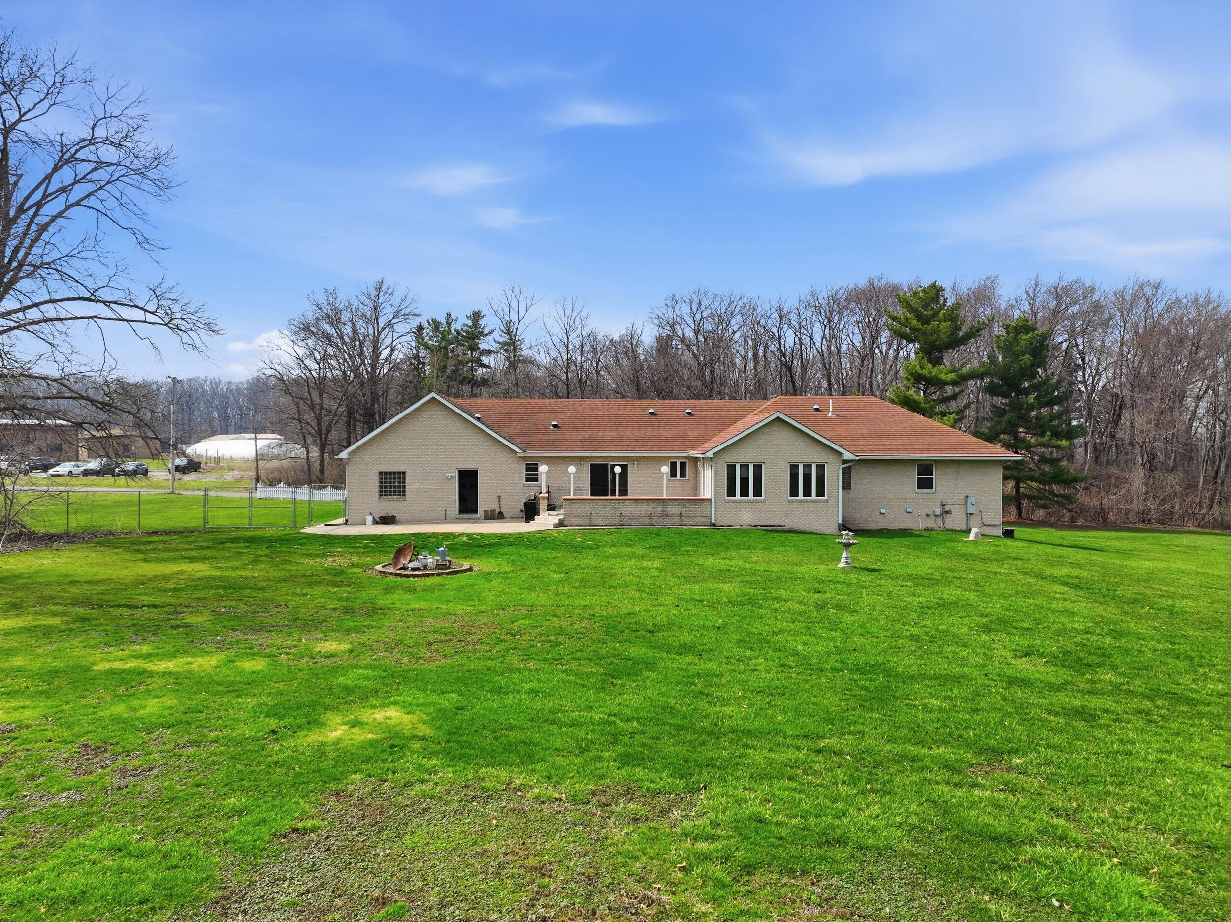 1251 N Mineral Springs Road, Porter, IN 46304; Image #9