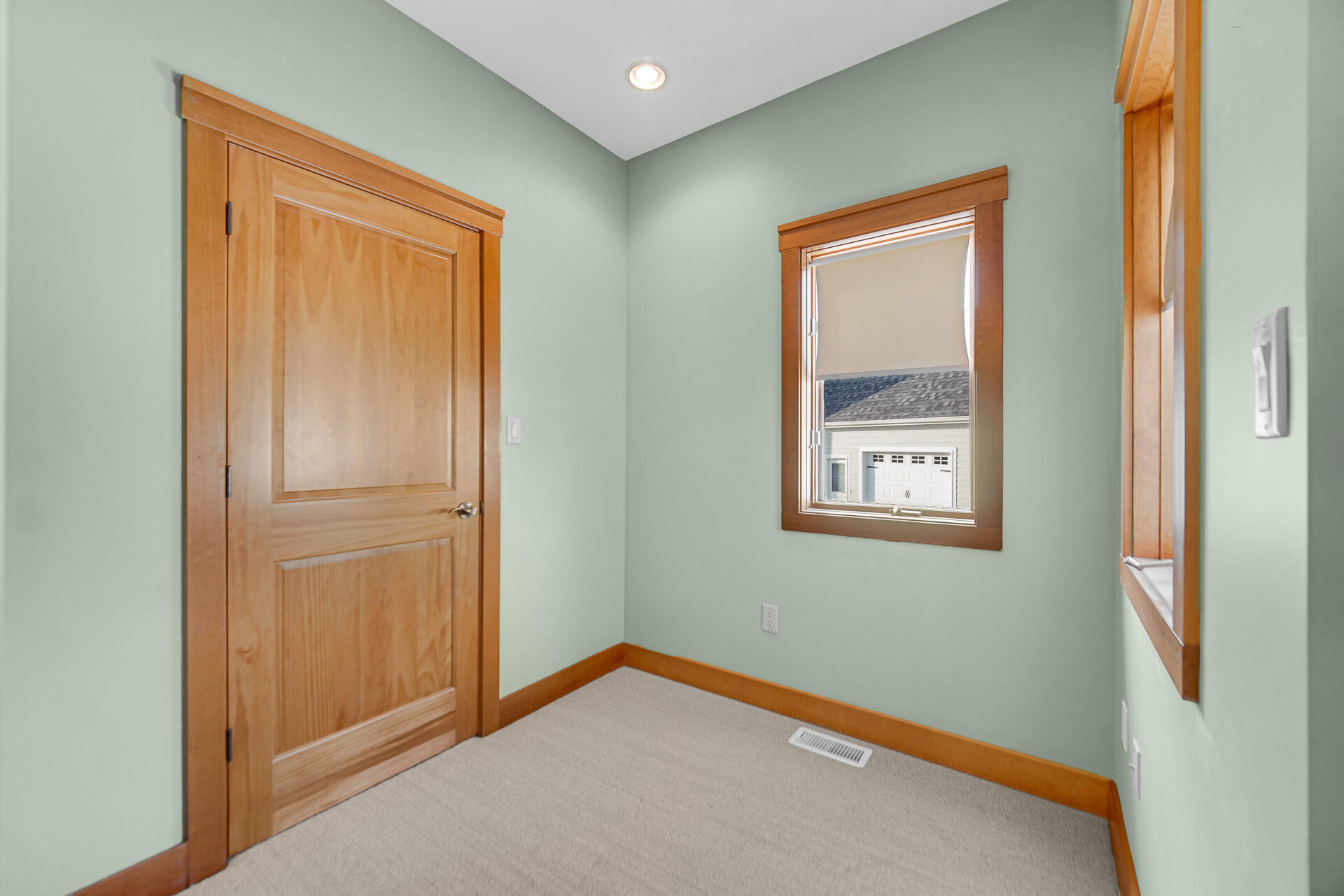 2425 Dickinson Road, Chesterton, IN 46304; Image #21