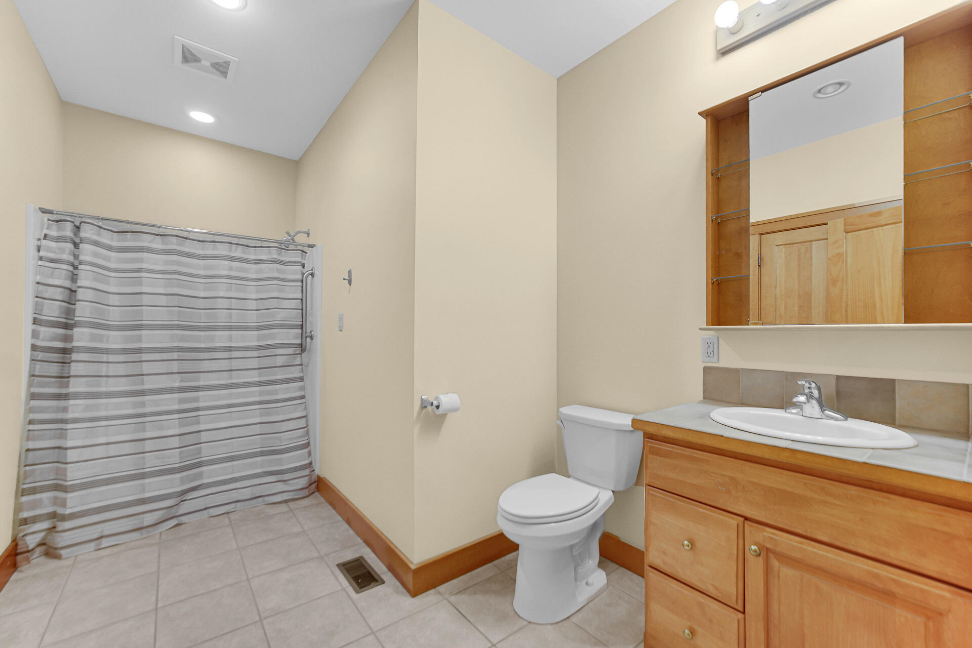 2425 Dickinson Road, Chesterton, IN 46304; Image #29