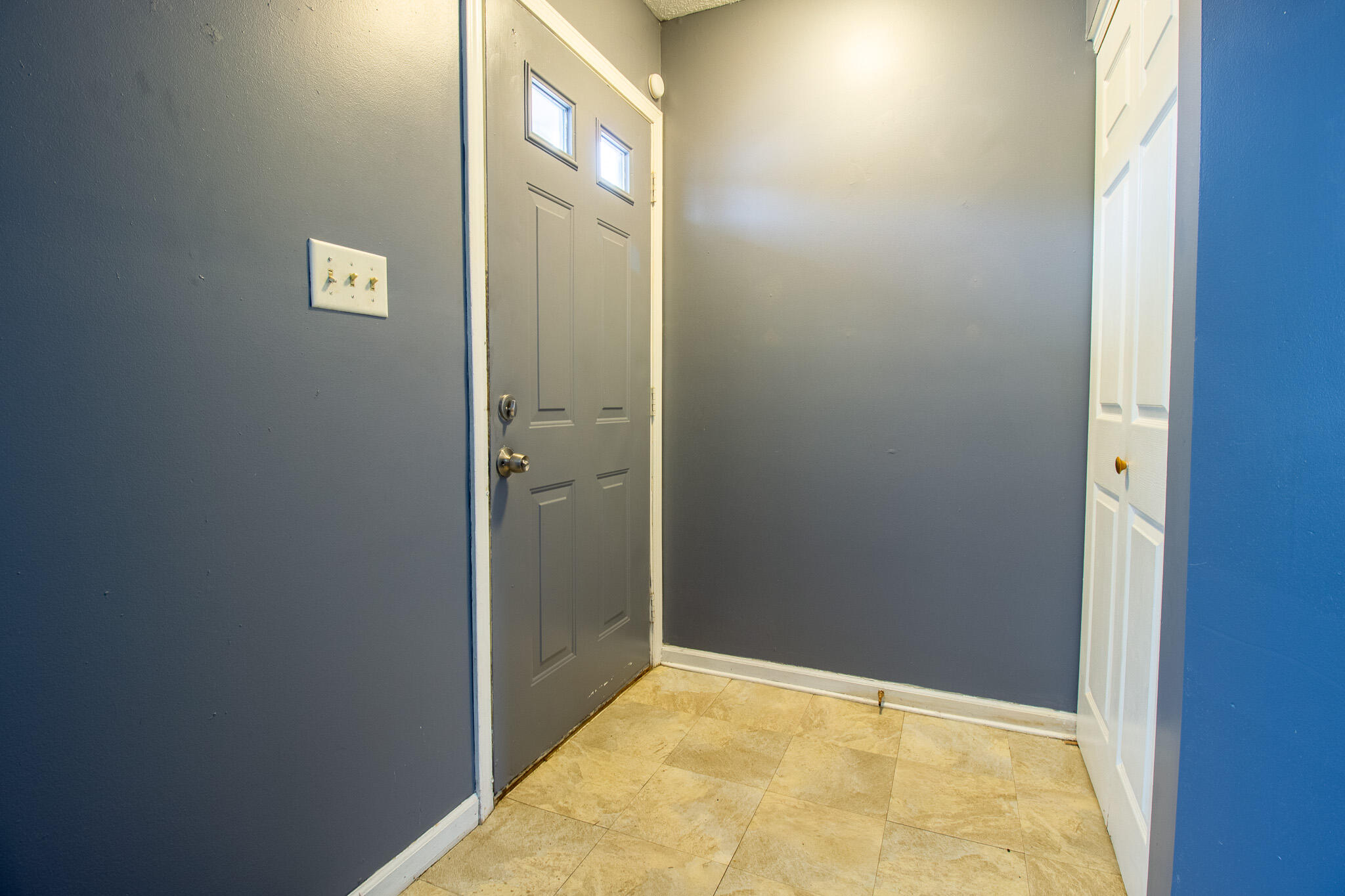 6081 Pennsylvania Drive, Merrillville, IN 46410; Image #20