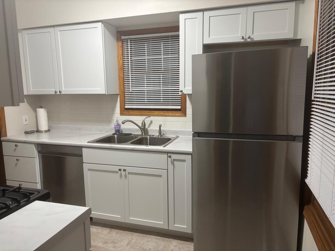 812 S Lake Park Avenue, Hobart, IN 46342; Image #5
