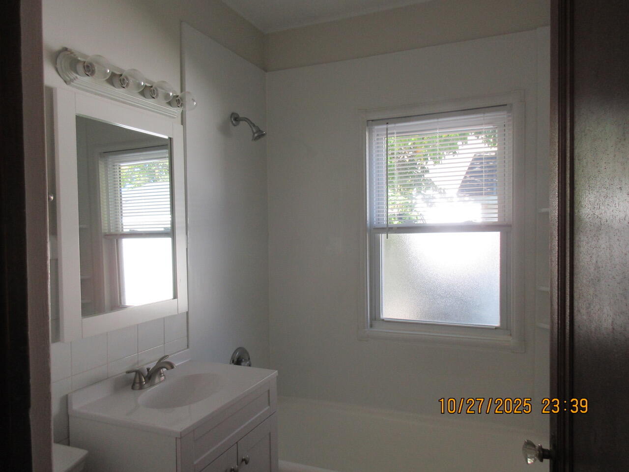 812 S Lake Park Avenue, Hobart, IN 46342; Image #9