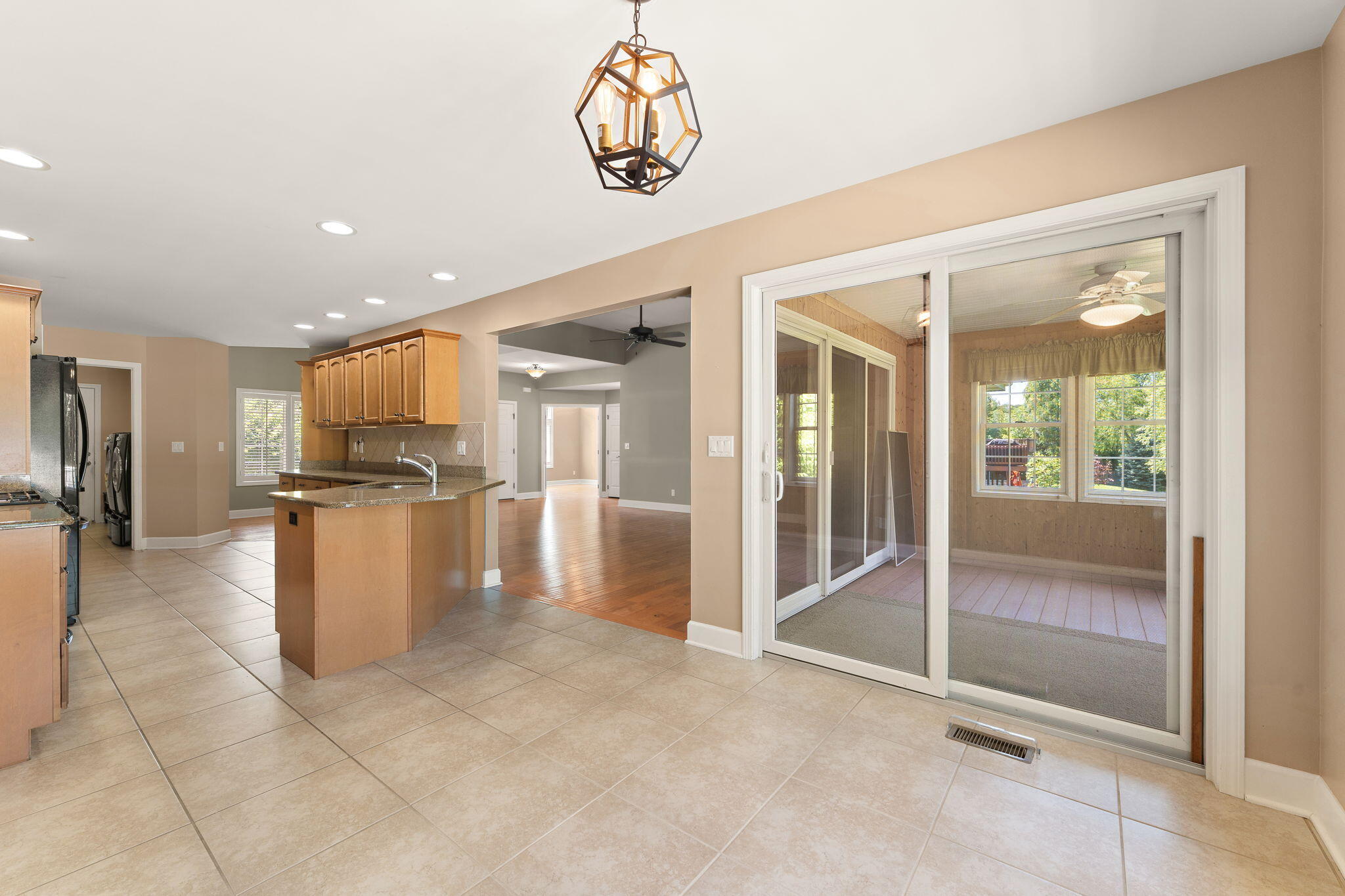 12616 Marsh Landing Pkwy, Cedar Lake, IN 46303; Image #9