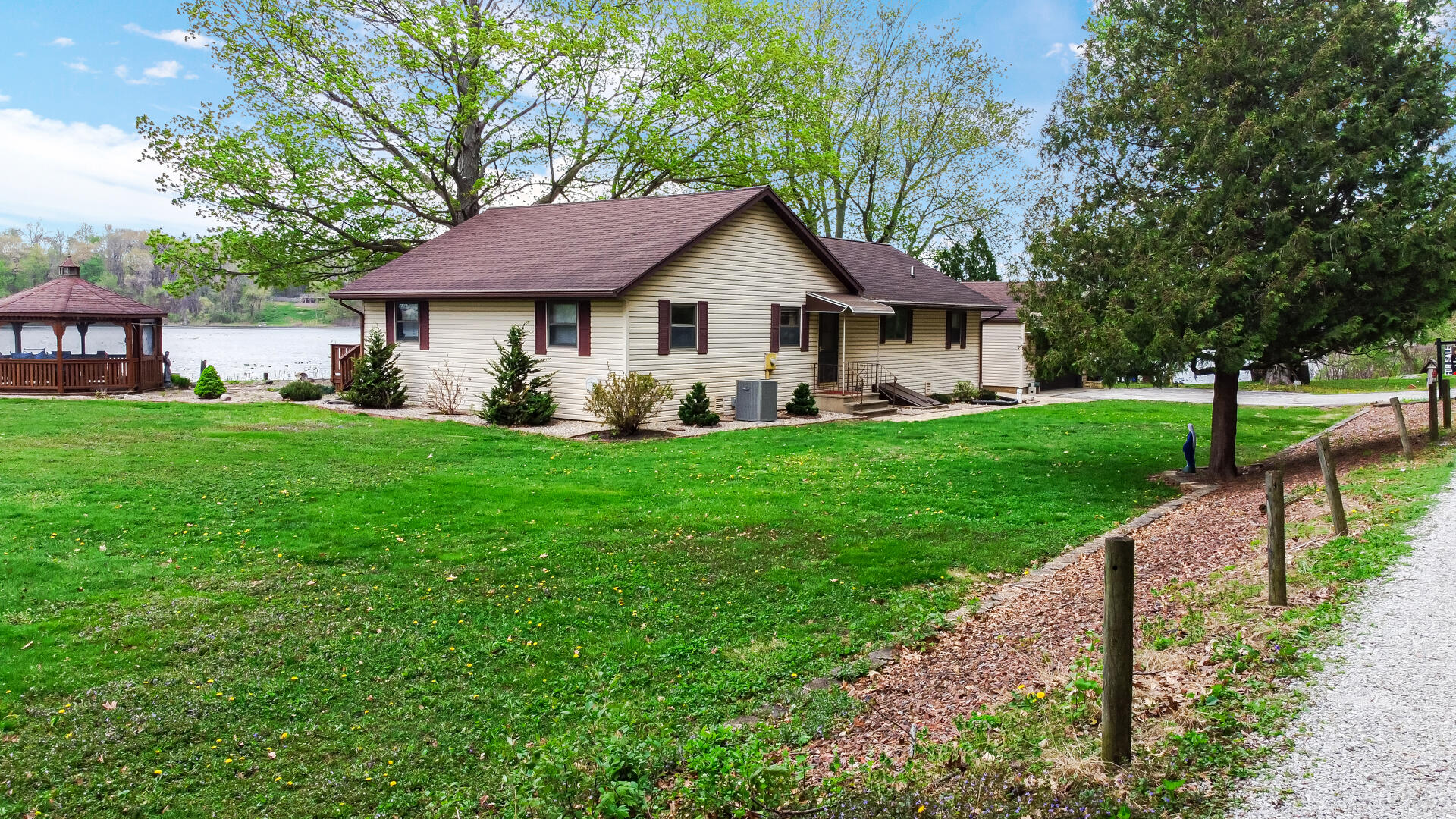 1588 W Severs Road, La Porte, IN 46350; Image #26