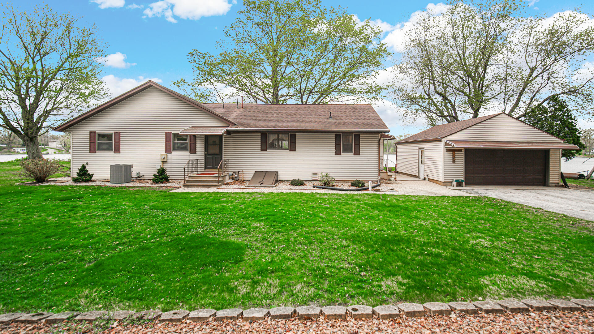 1588 W Severs Road, La Porte, IN 46350; Image #27