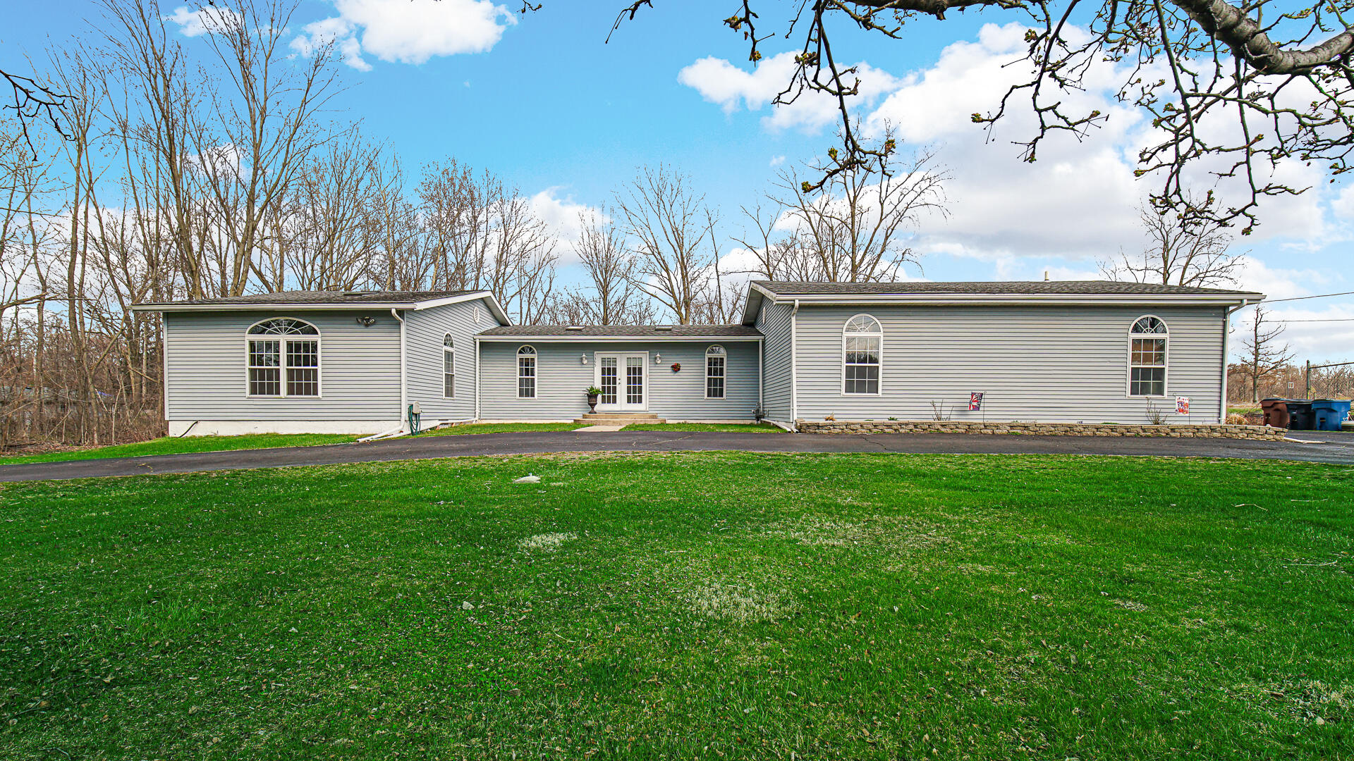1395 Waverly Road, Chesterton, IN 46304; Image #2