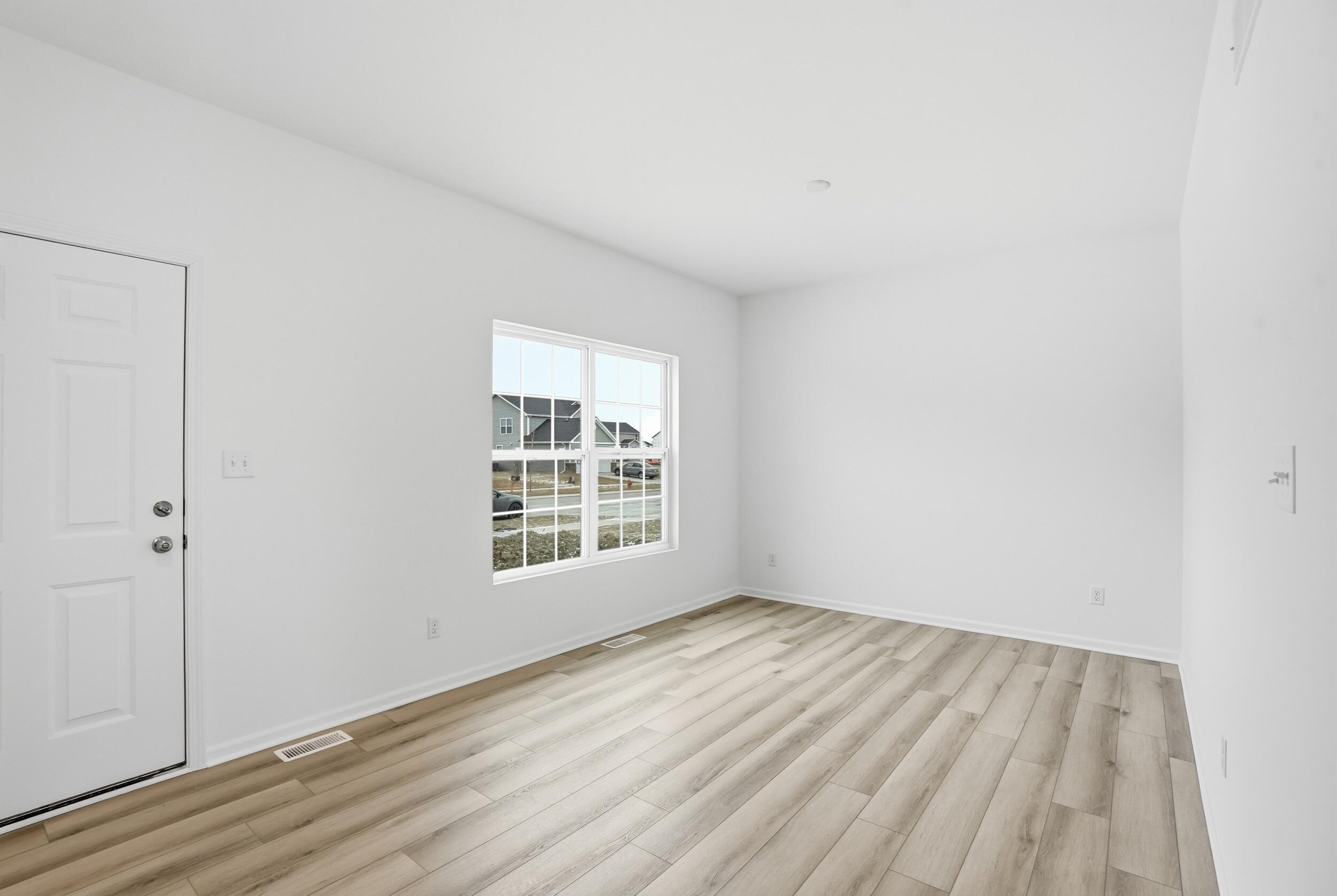 6587 E 104th Avenue, Crown Point, IN 46307; Image #3