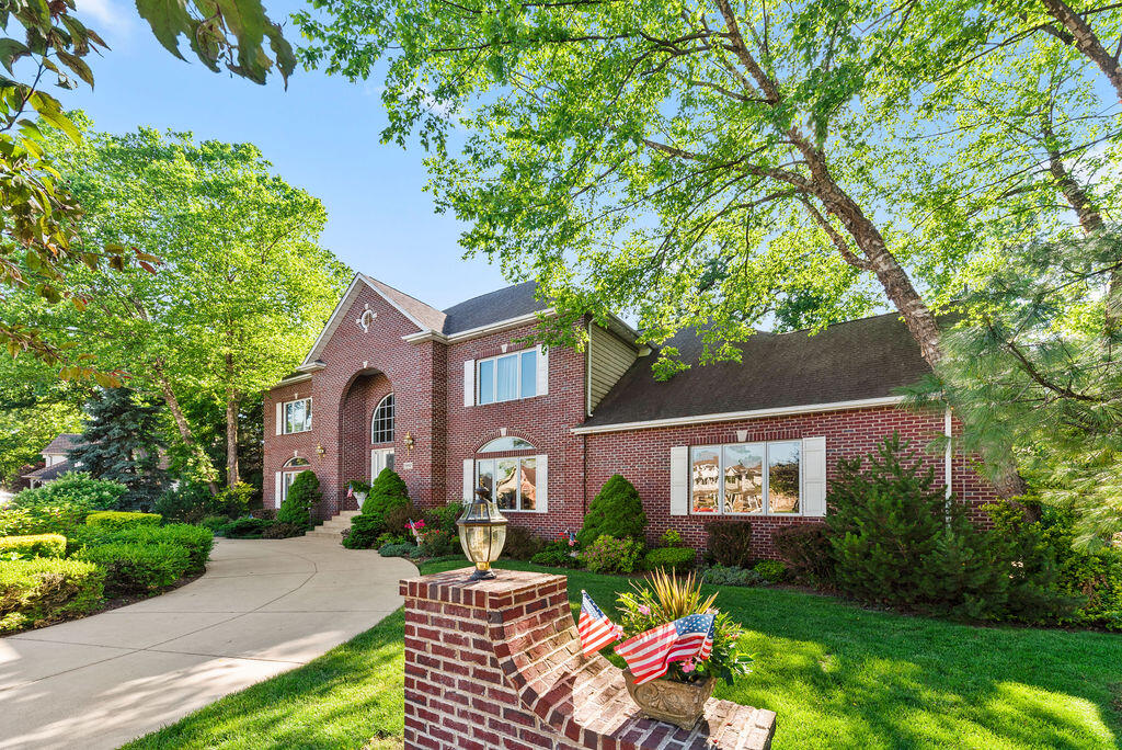 7412 Forest Ridge Drive, Schererville, IN 46375; Image #4
