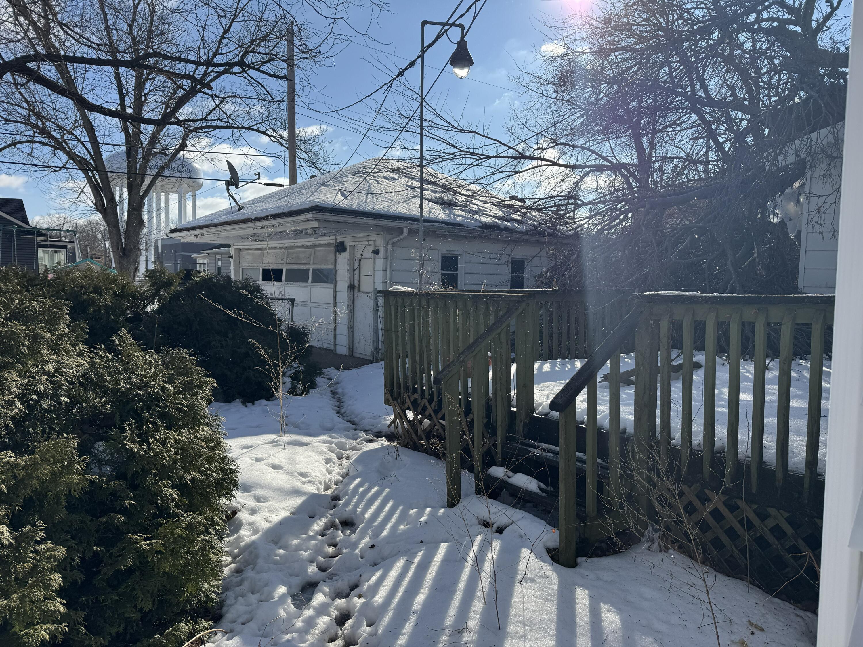111 N Calumet Avenue, Michigan City, IN 46360; Image #4
