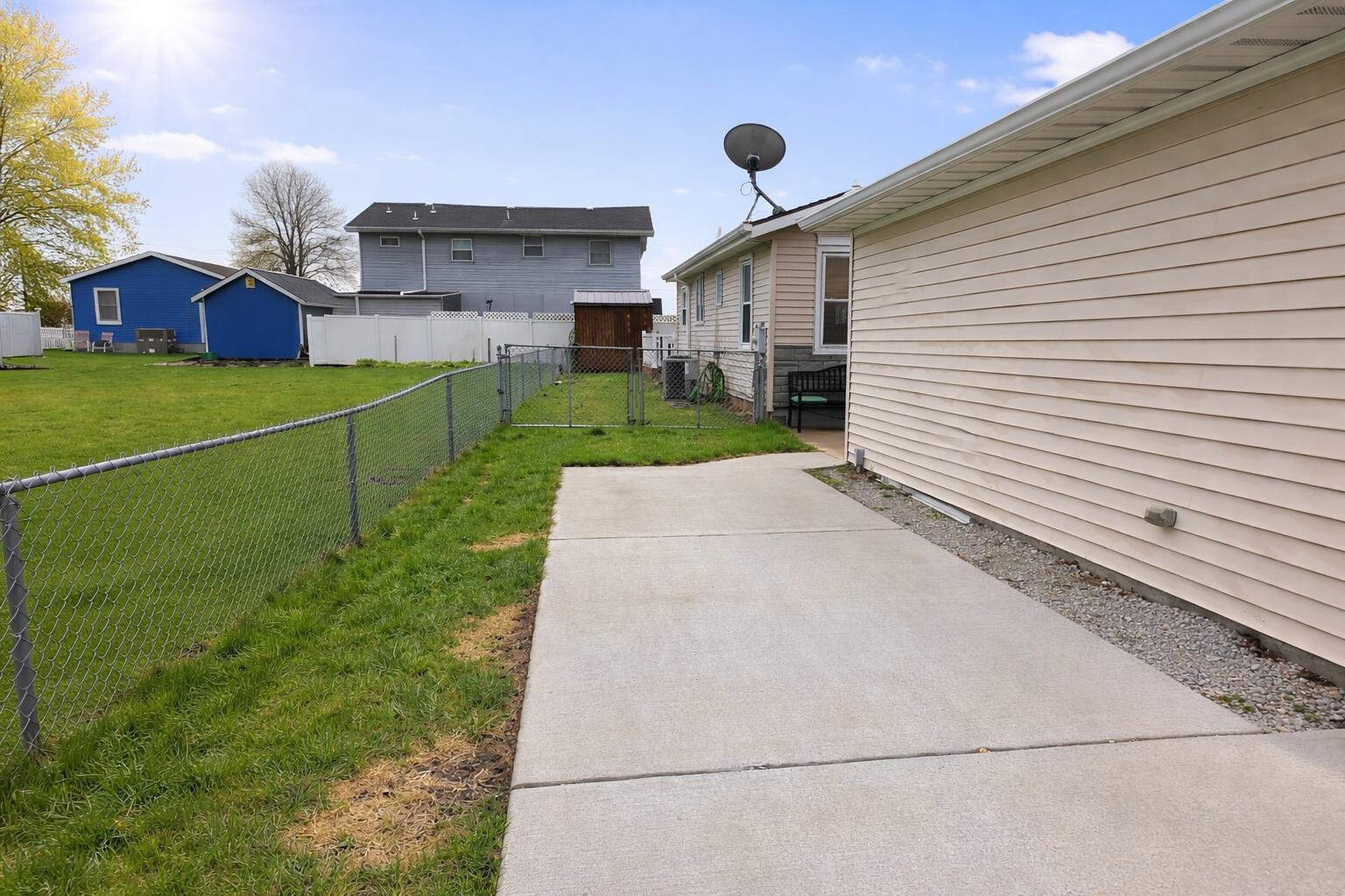 5027 E Woodland Drive, Knox, IN 46534; Image #3
