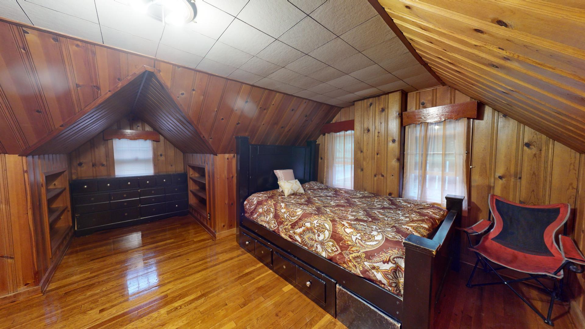 4377 Kentucky Street, Gary, IN 46409; Image #16