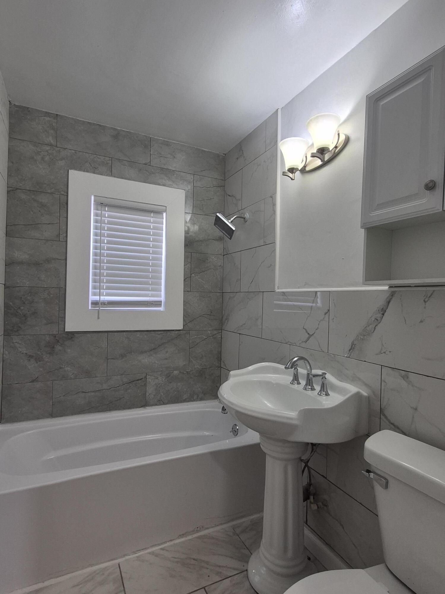 908 E 45th Avenue, Gary, IN 46409; Image #8