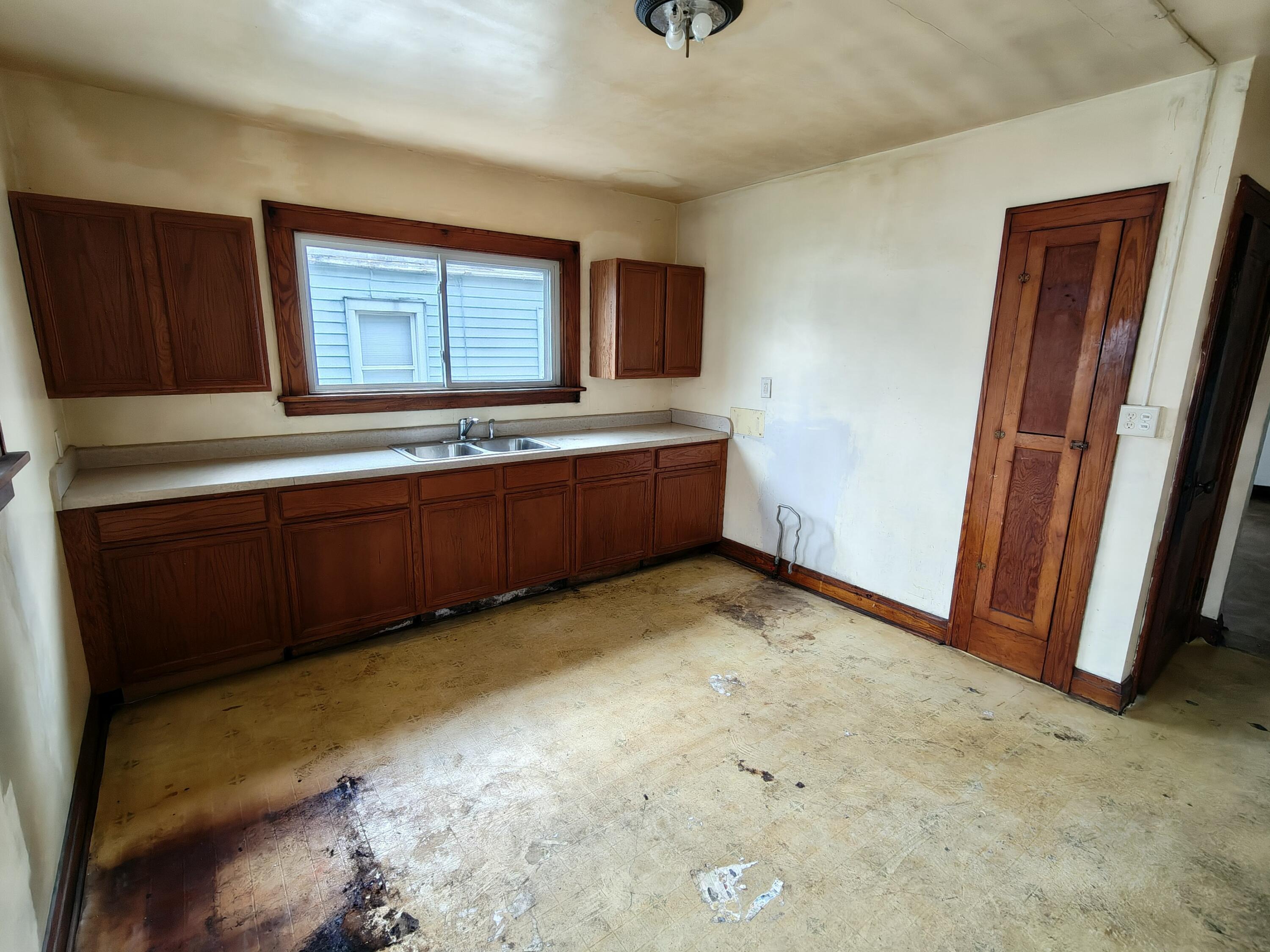 1567 Rutledge Street, Gary, IN 46404; Image #12
