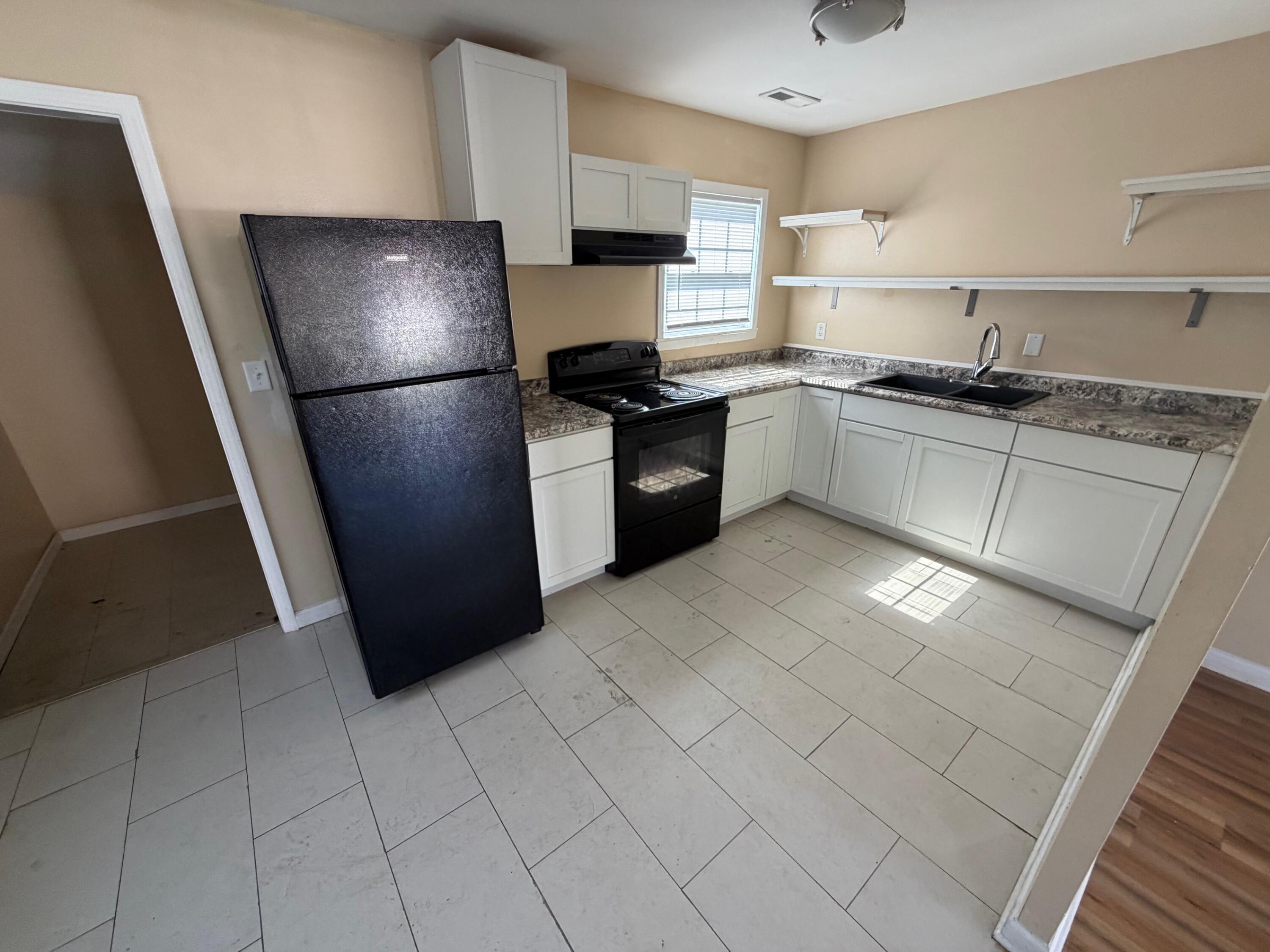 4247 W 19th Place, Gary, IN 46404; Image #3