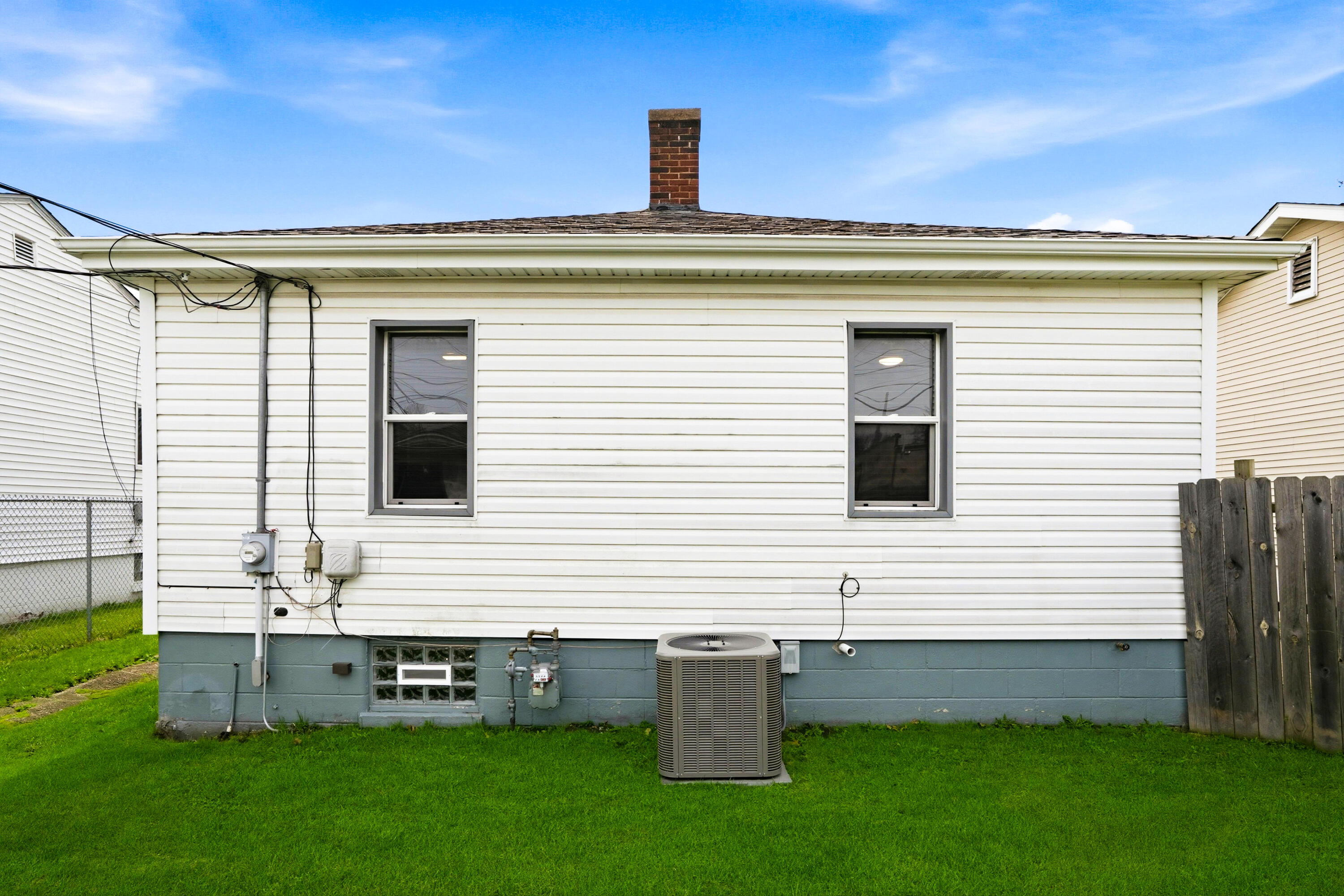 1216 W 37th Place, Hobart, IN 46342; Image #16