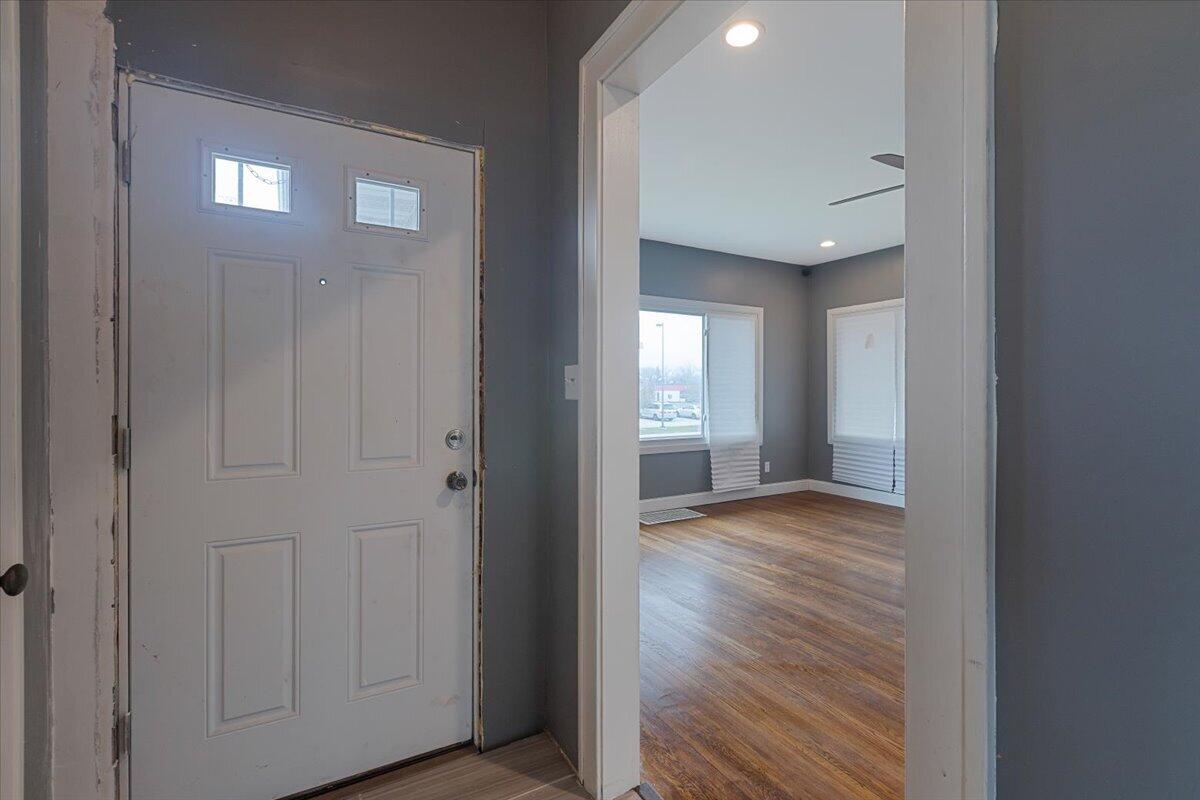 456 Bridge Street, Gary, IN 46404; Image #11