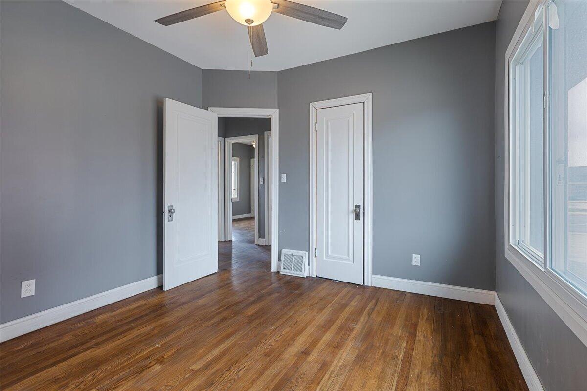 456 Bridge Street, Gary, IN 46404; Image #17