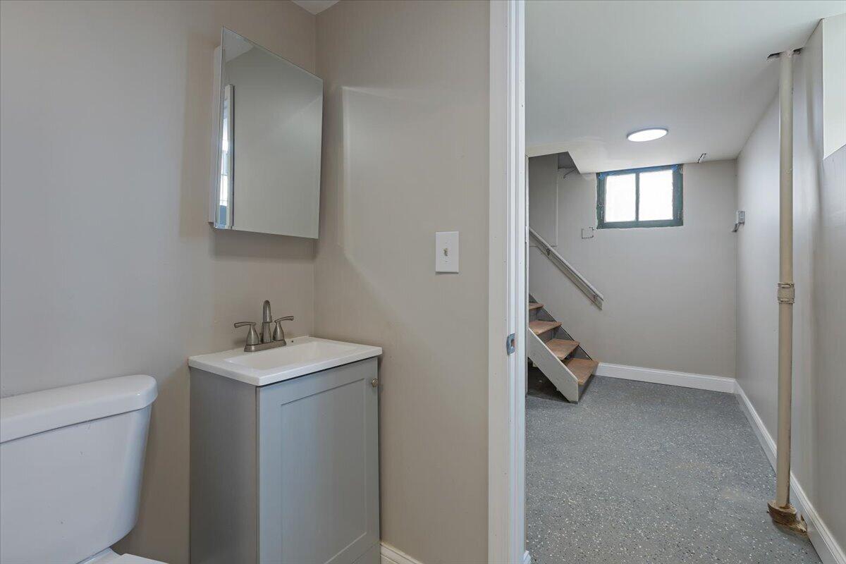 456 Bridge Street, Gary, IN 46404; Image #22