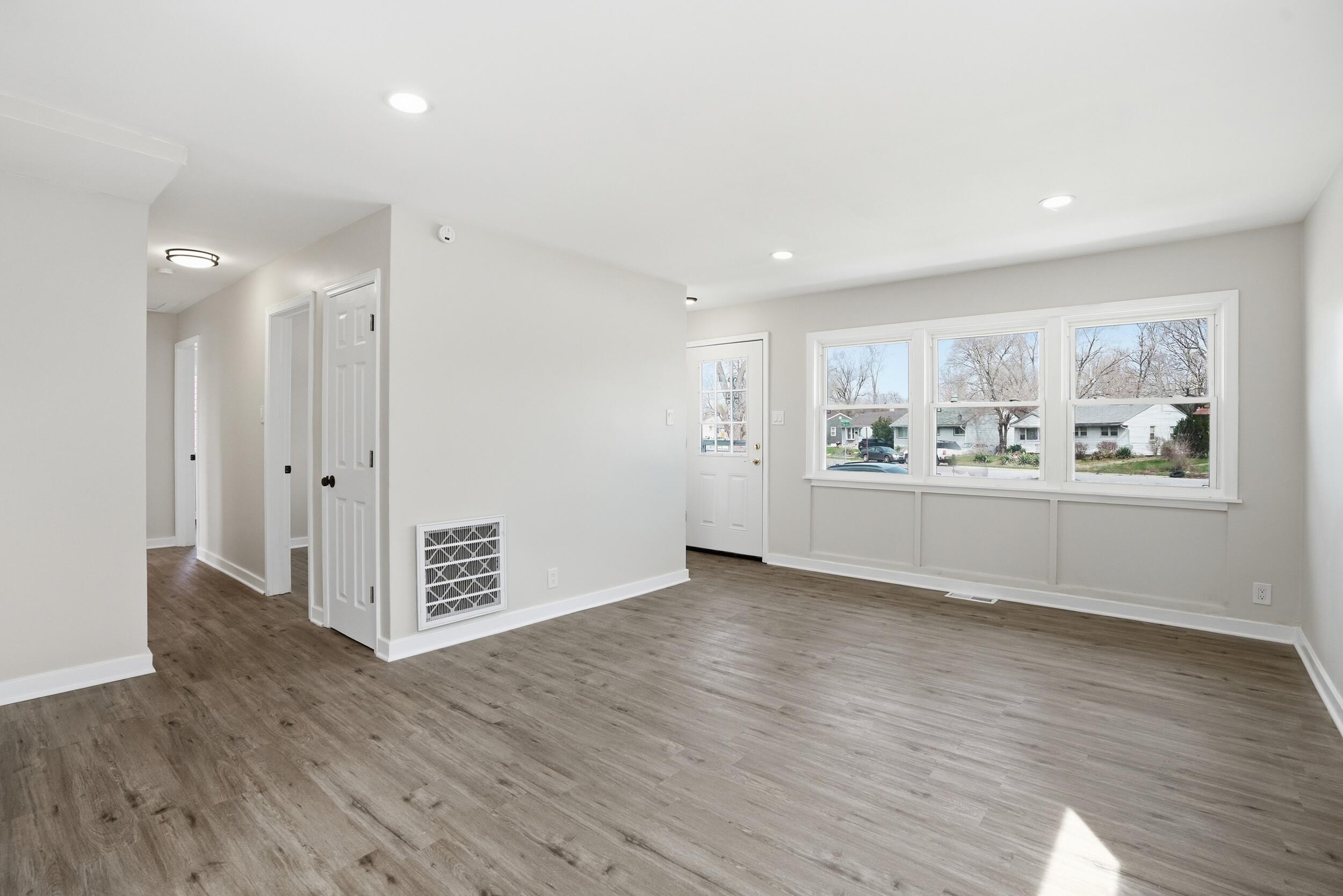 4203 E 12th Place, Gary, IN 46403; Image #7